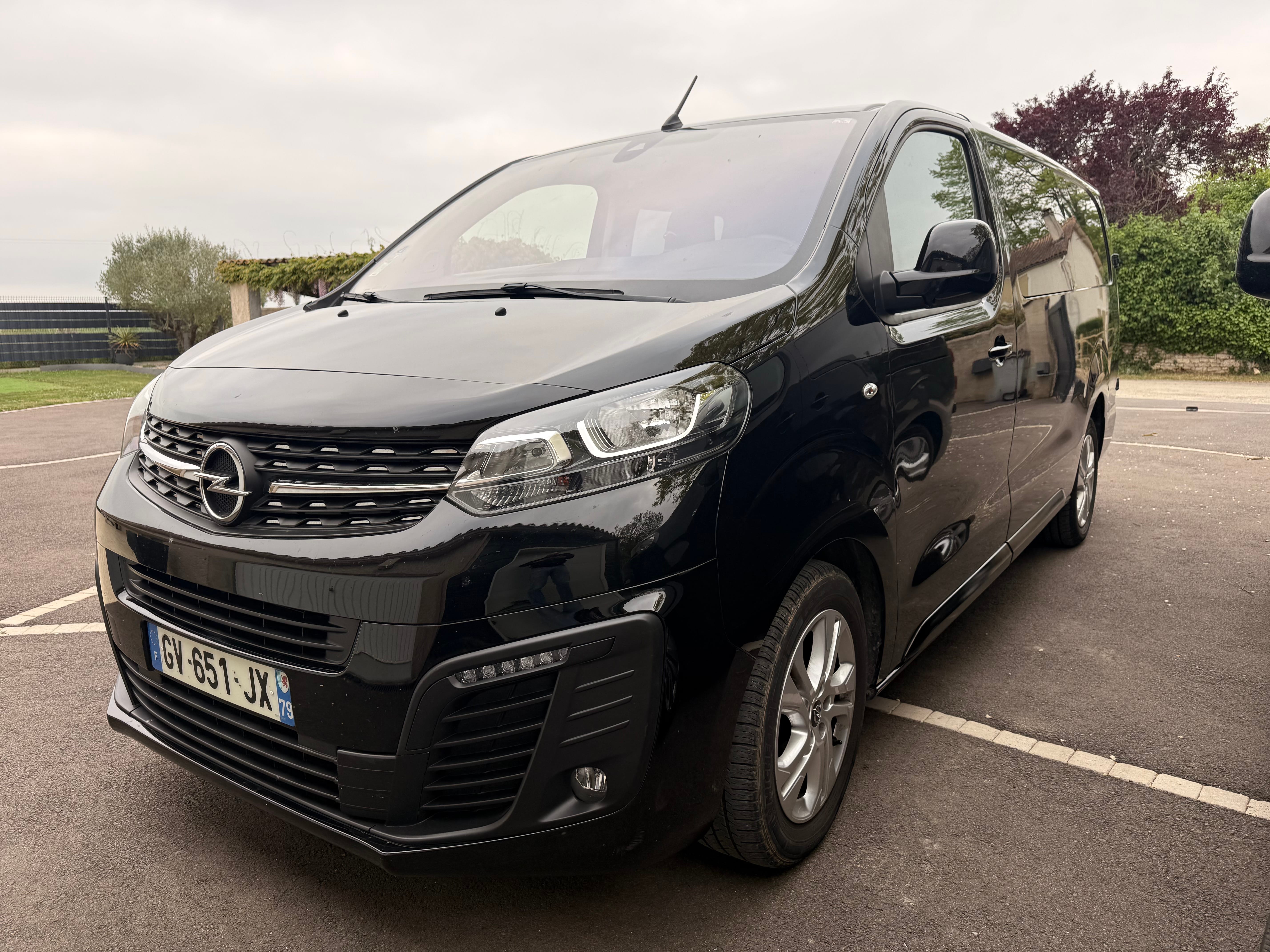 Opel Vivaro, 2023, Diesel, automatique