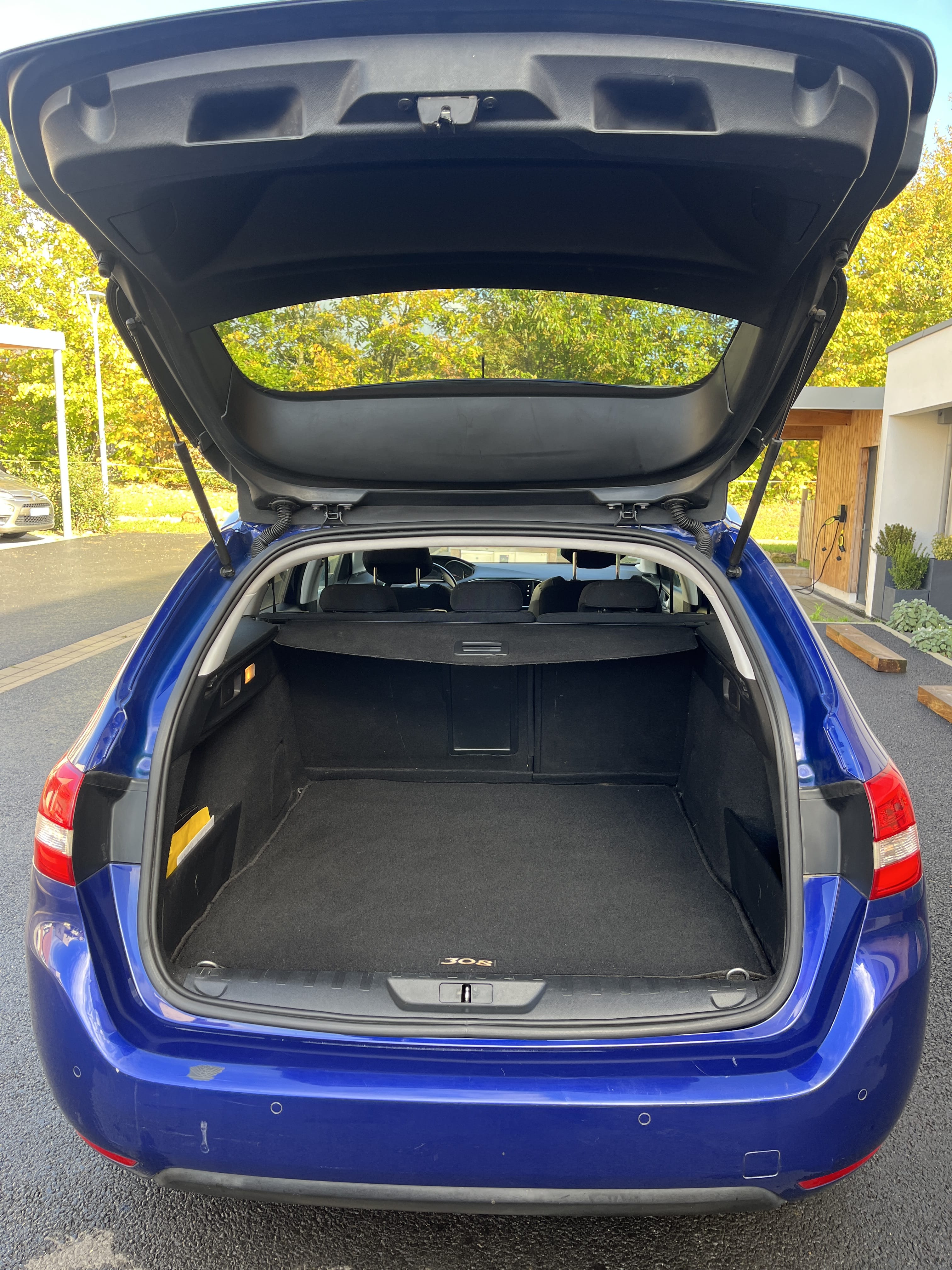 Peugeot 308 SW avec Apple CarPlay