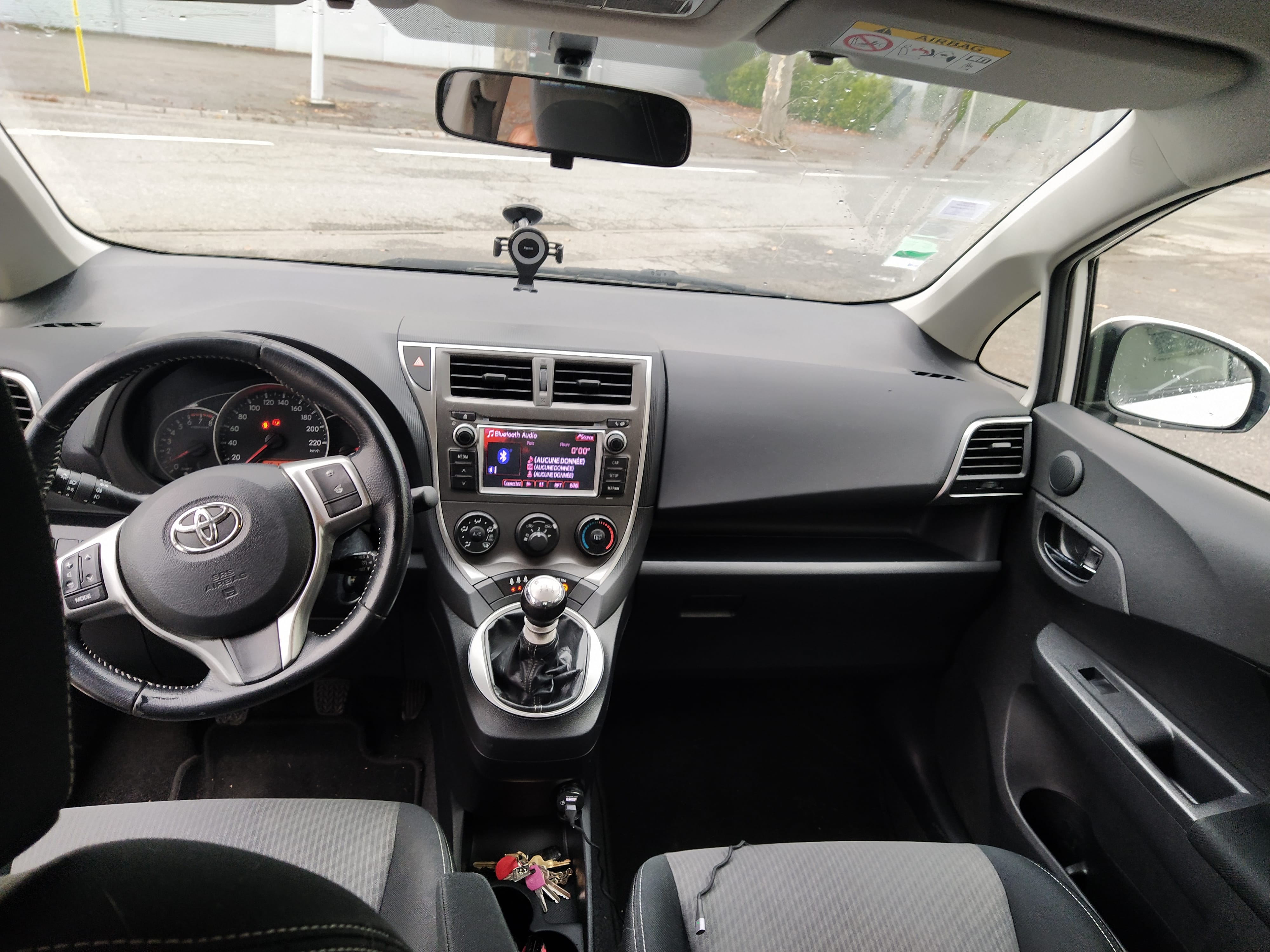Toyota Verso-S avec Climatisation