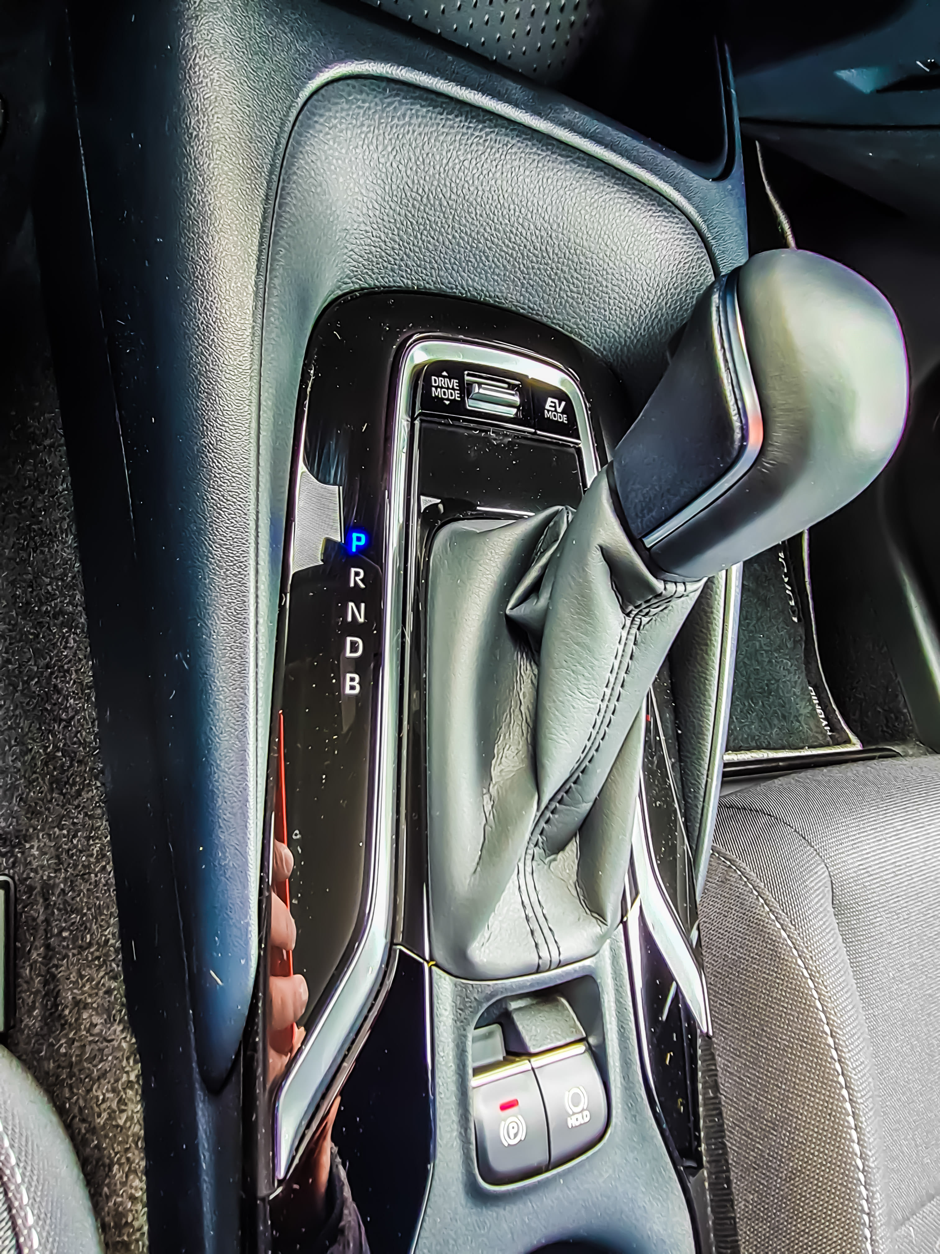 Toyota Corolla HYBRIDE Boîte Auto (FY917)(Clim, Connectivité Smartphone, Camera de recul, ...) #