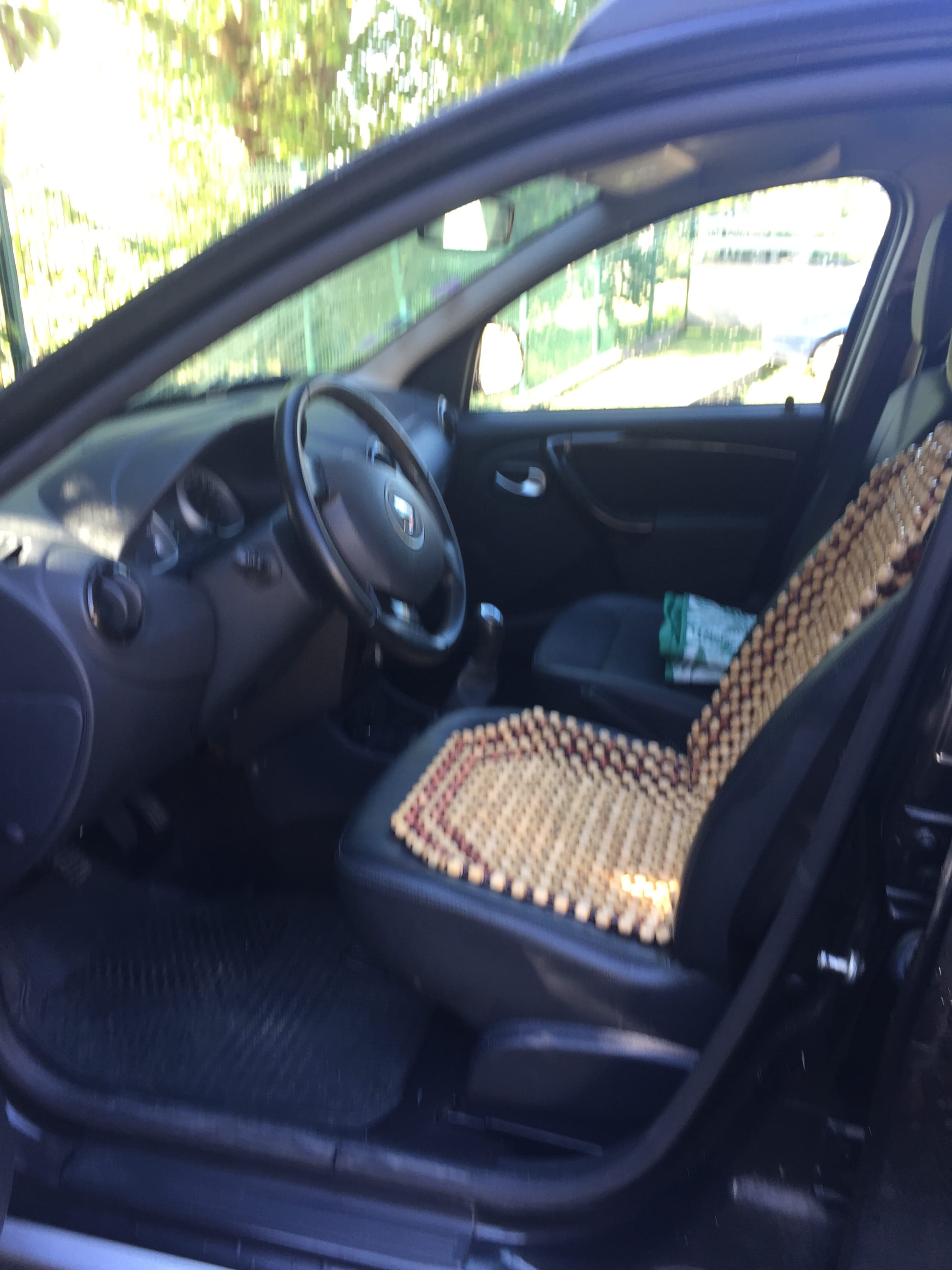 Dacia Duster avec Entrée audio / iPod