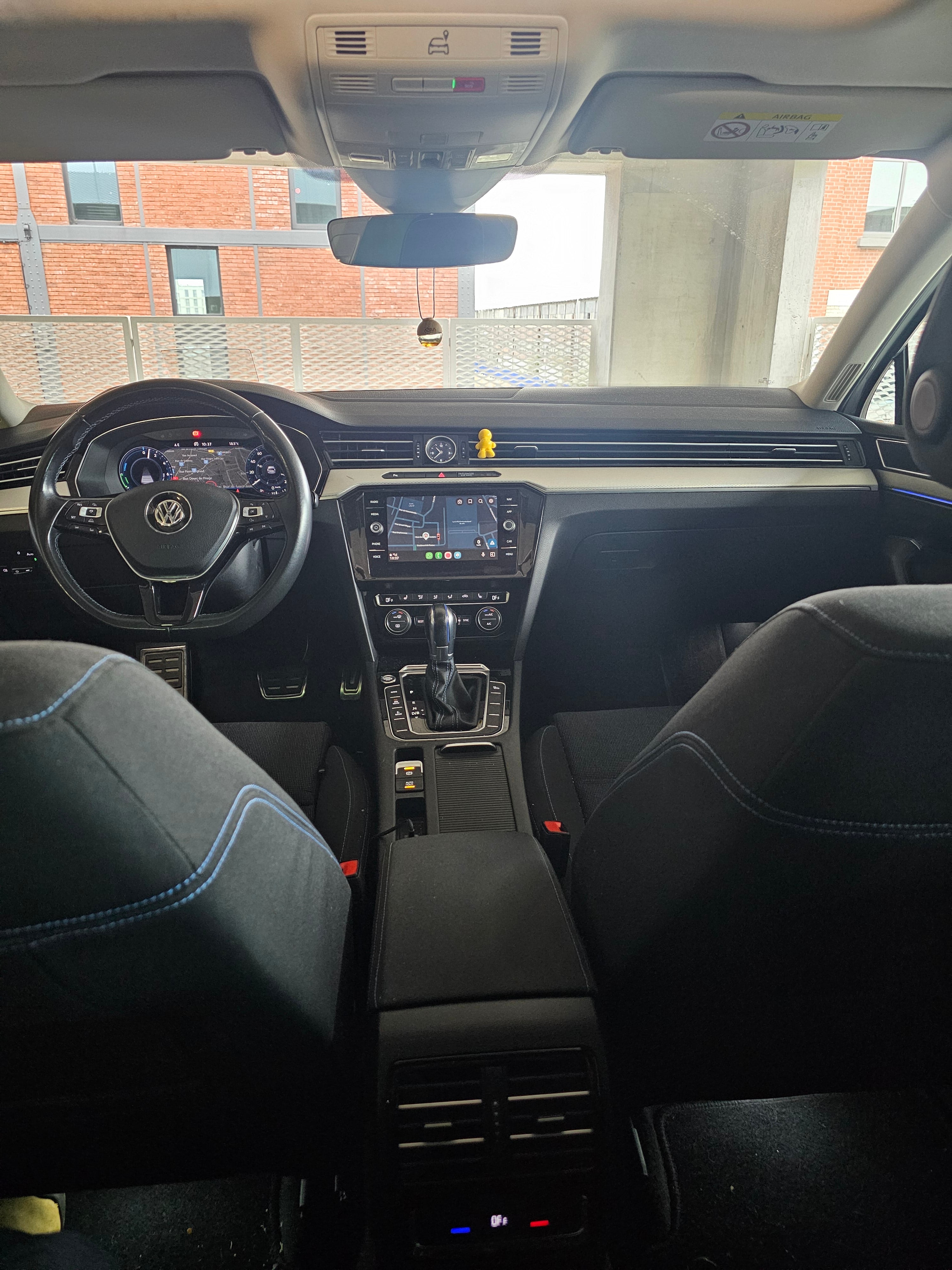 Volkswagen Passat GTE Hybride avec GPS