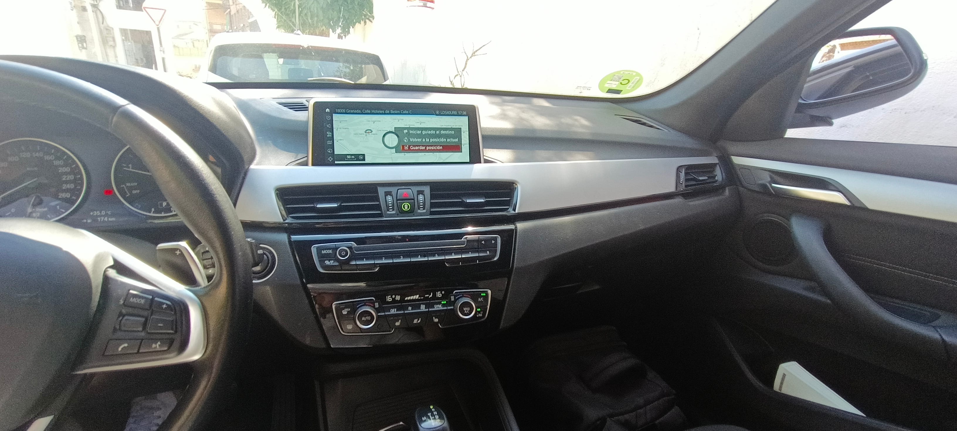 BMW X1 xDrive20d avec Régulateur de vitesse