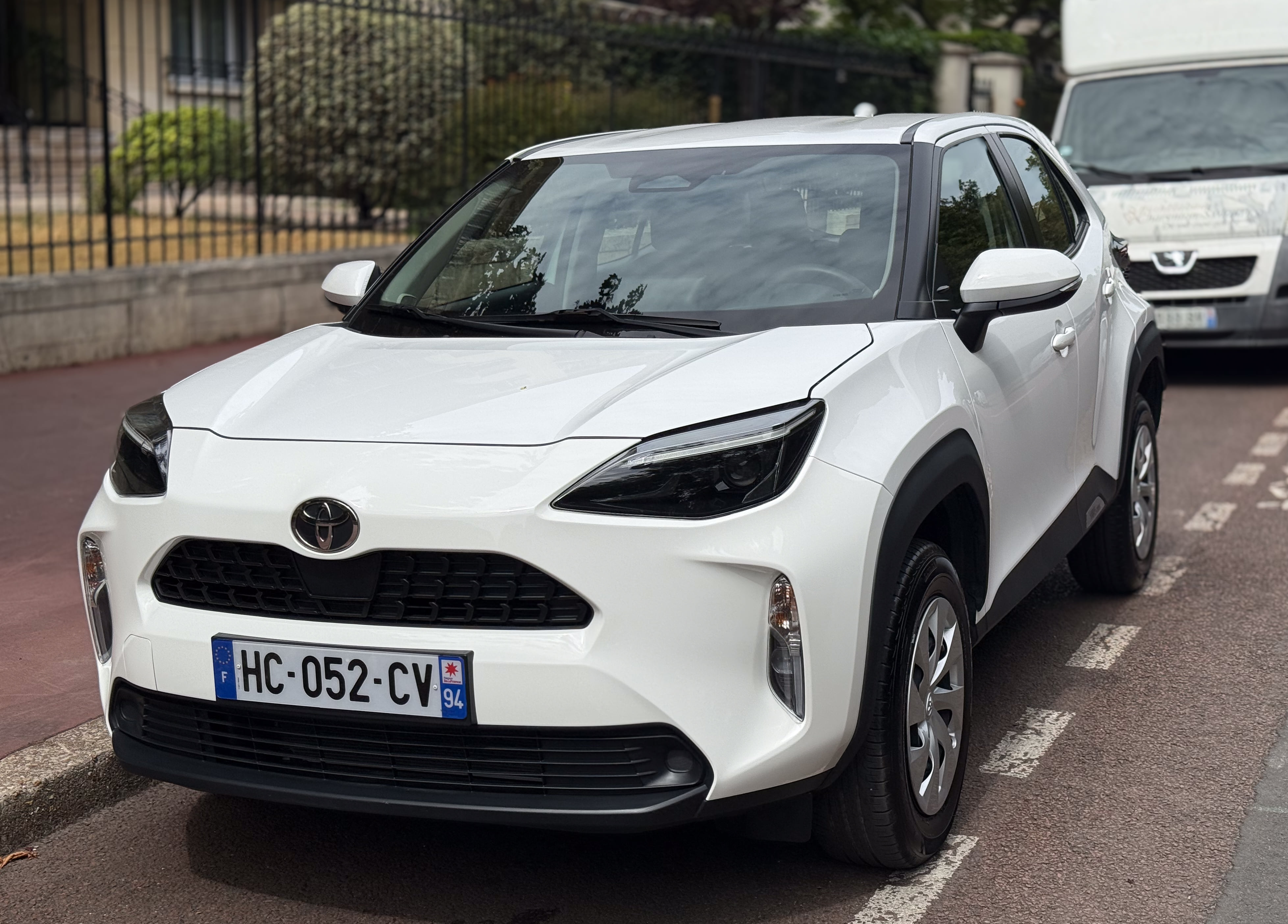 Toyota Yaris Cross Hybrid, 2025, Essence 95 / Électrique (hybride), automatique