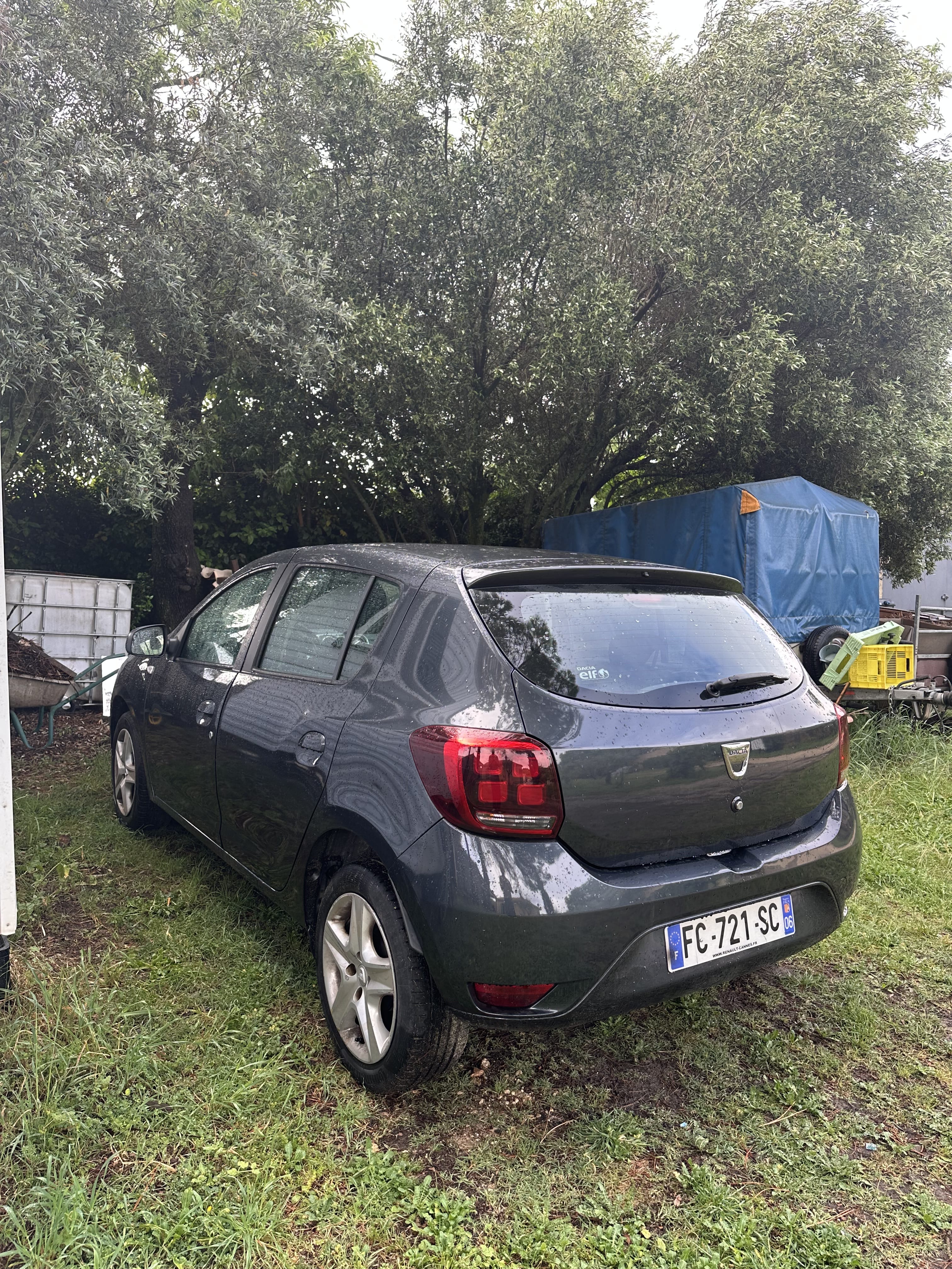 Dacia Sandero avec Climatisation