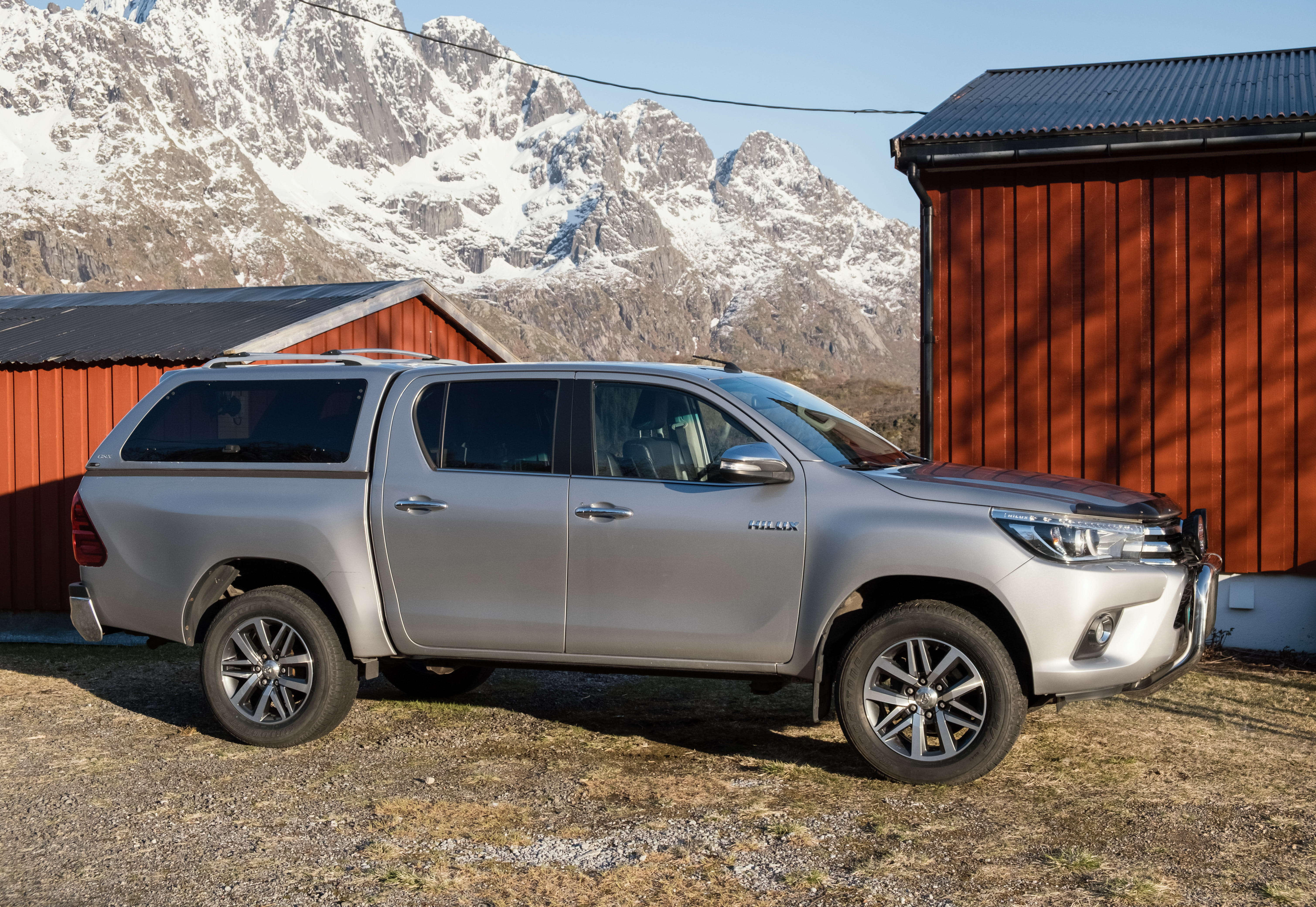 Toyota Hilux Dobbelt Førerhus with Air conditioning