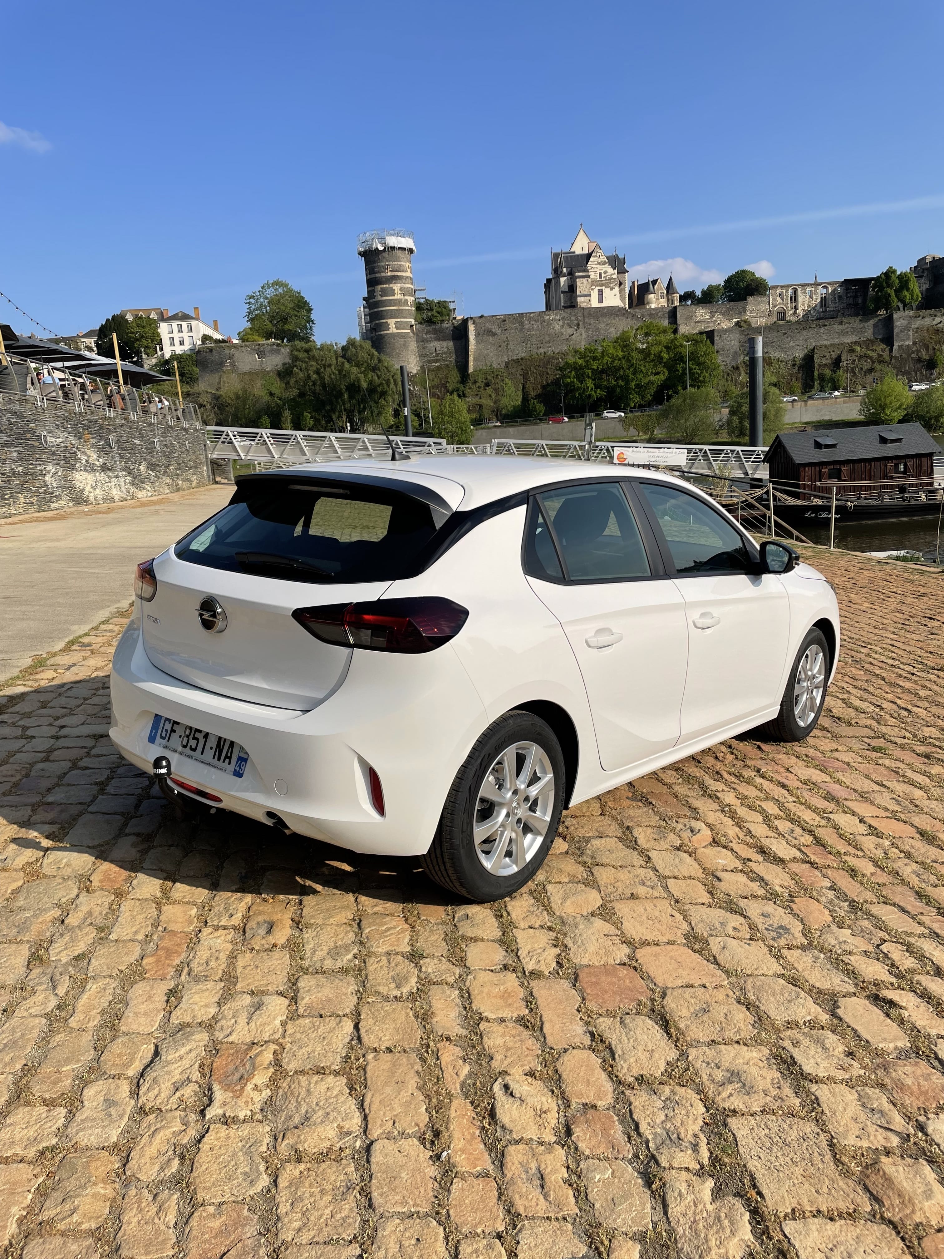 Opel Corsa avec Régulateur de vitesse