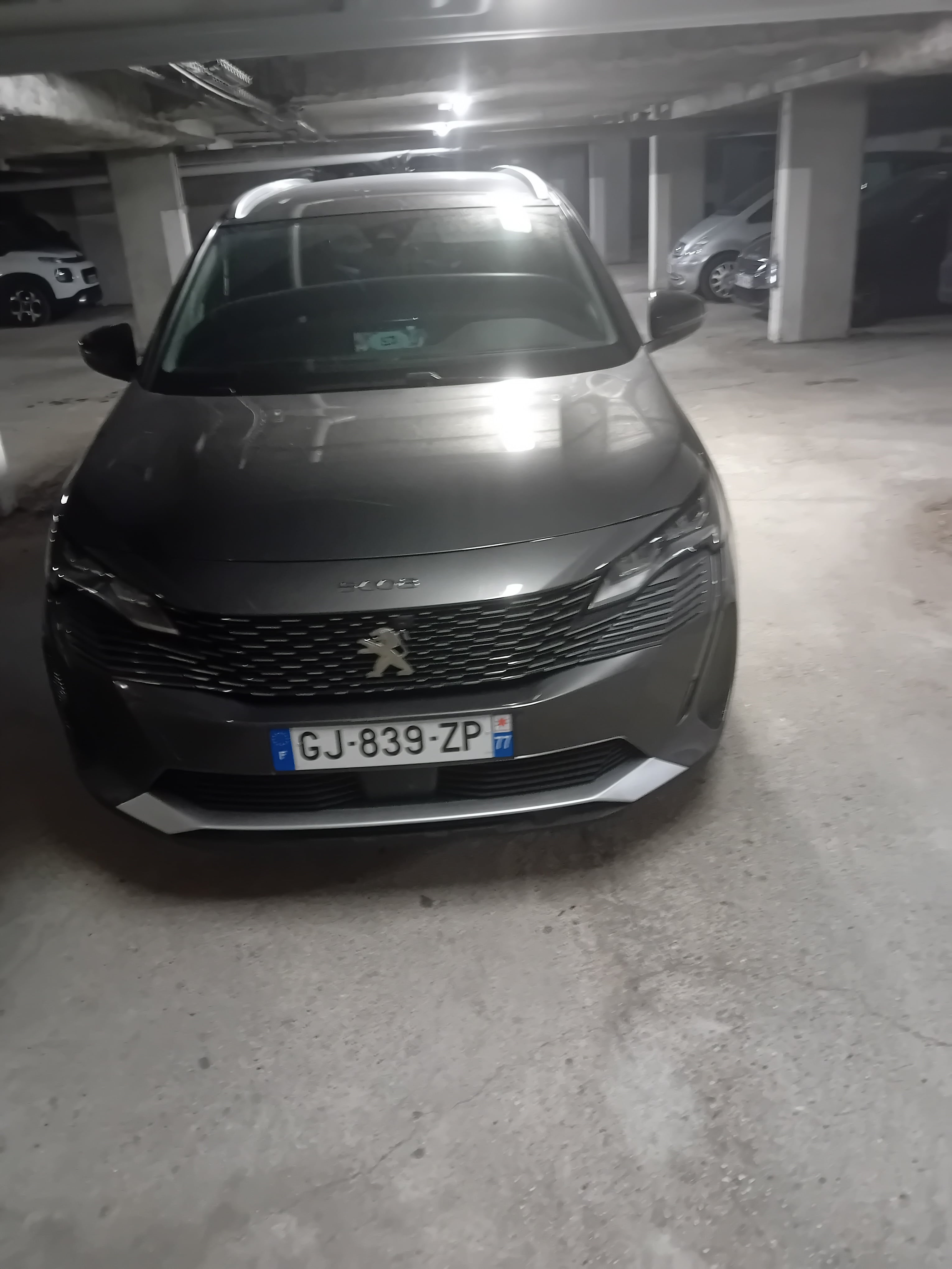 Peugeot 5008