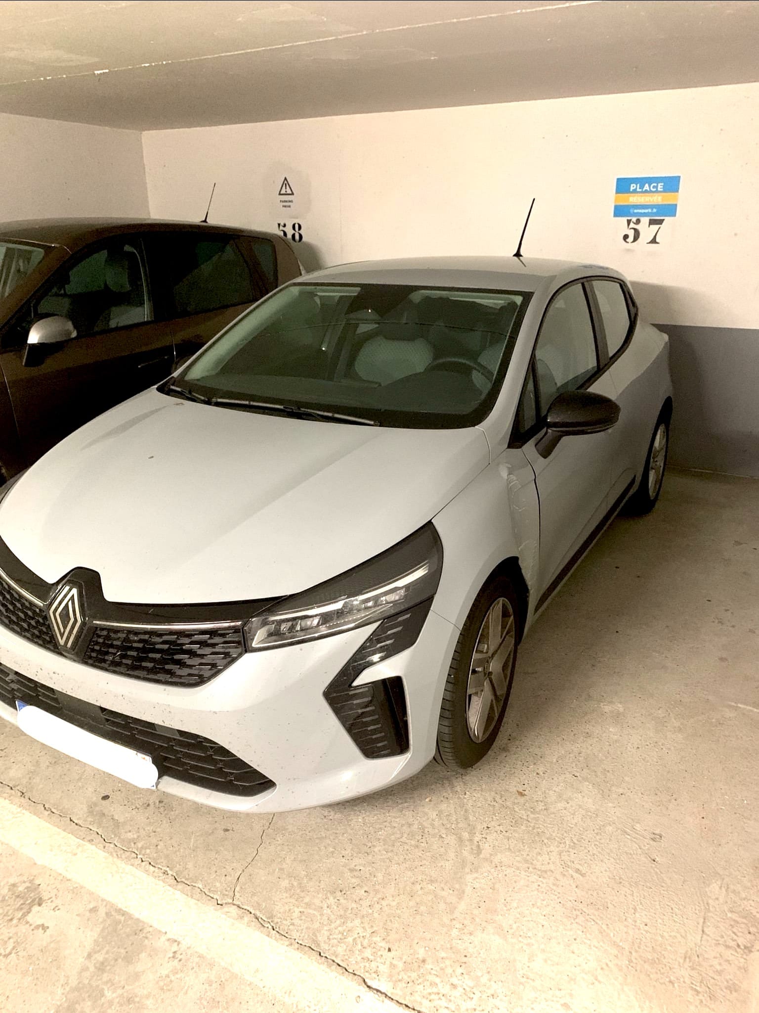 Renault Clio, 2024, Essence 98