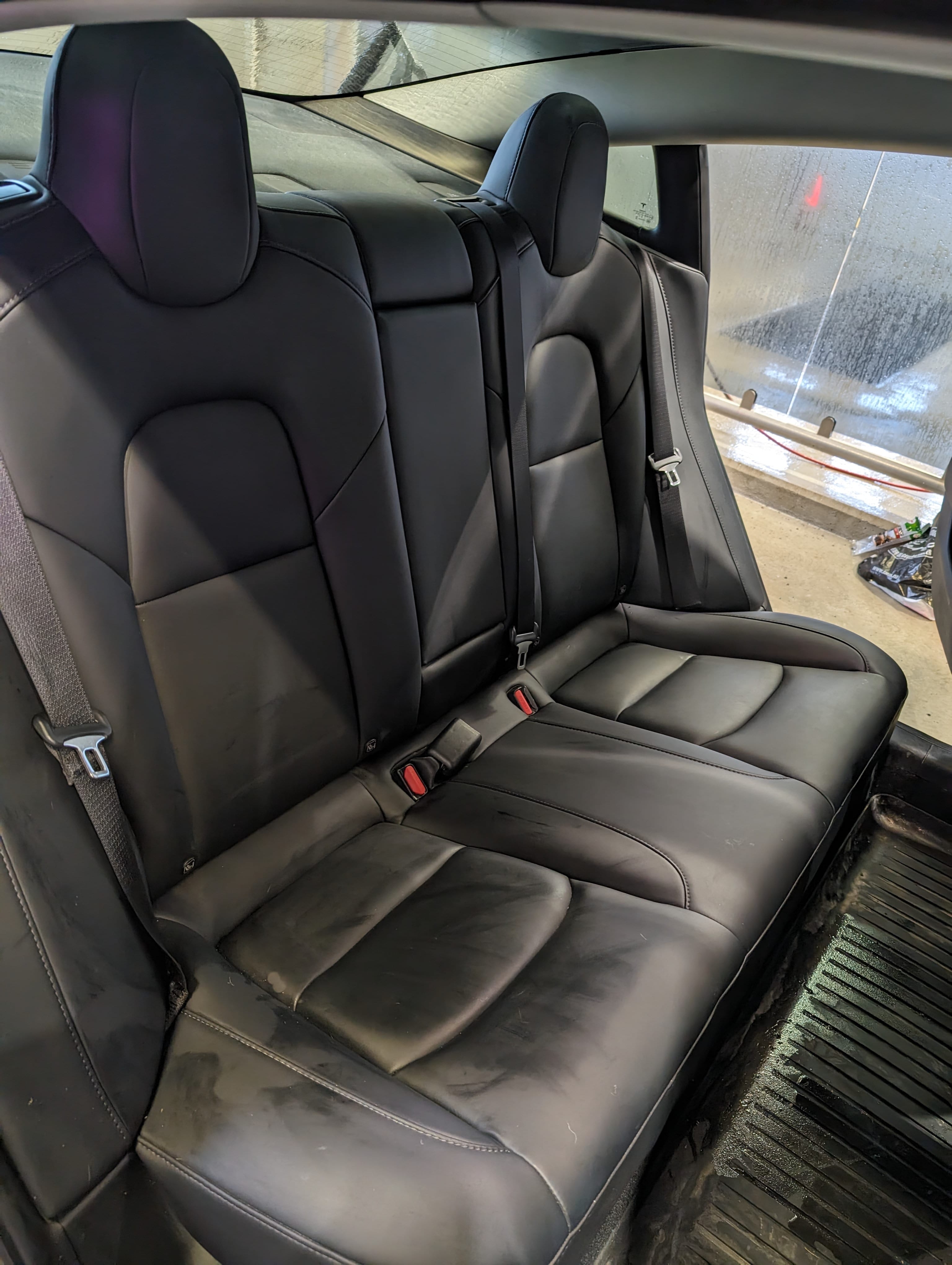 Tesla Model 3 Long Range Lovely 4WD with long range. A comfortable ride! with Dashcam