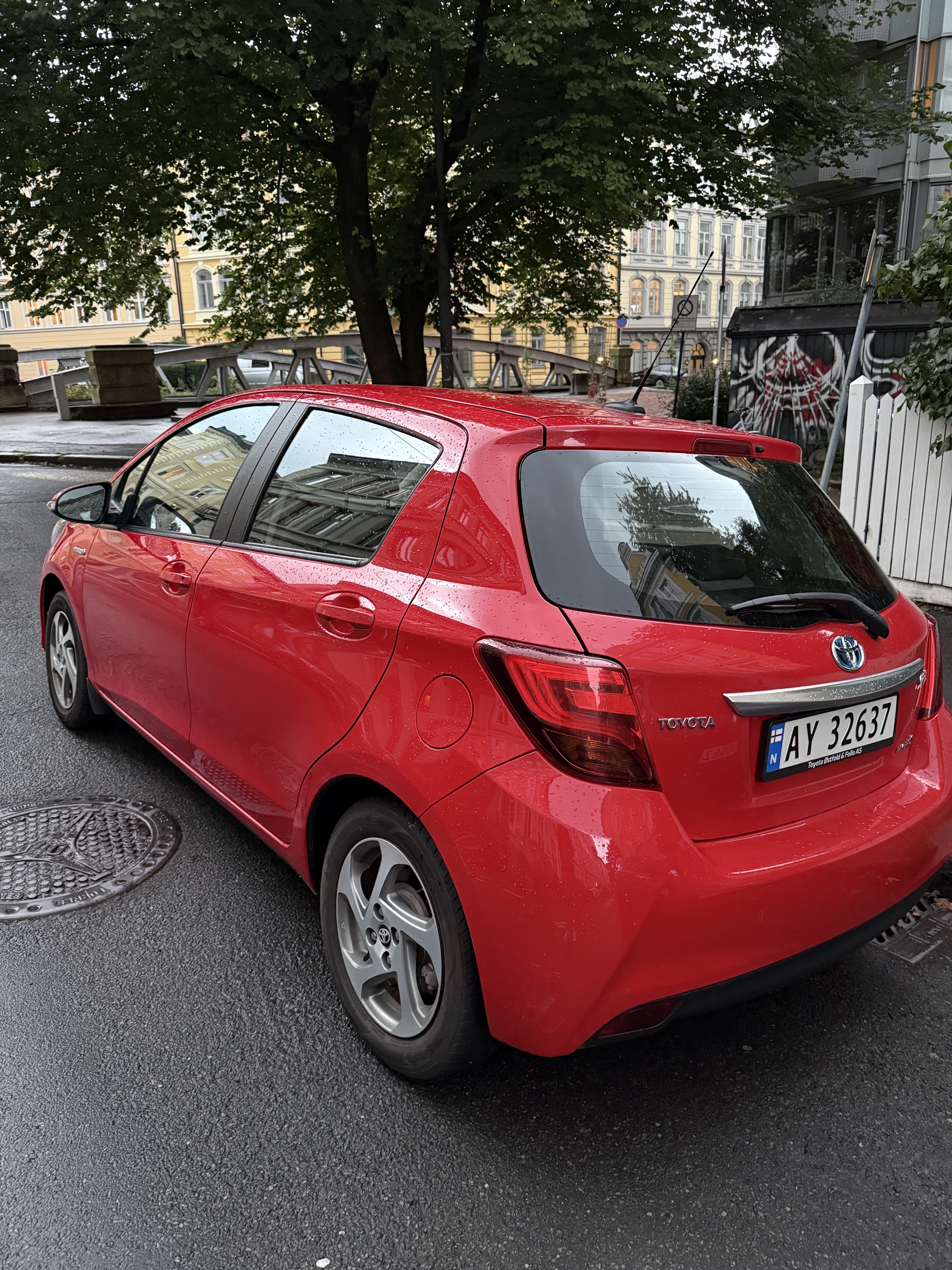 Toyota Yaris Hybrid med GPS