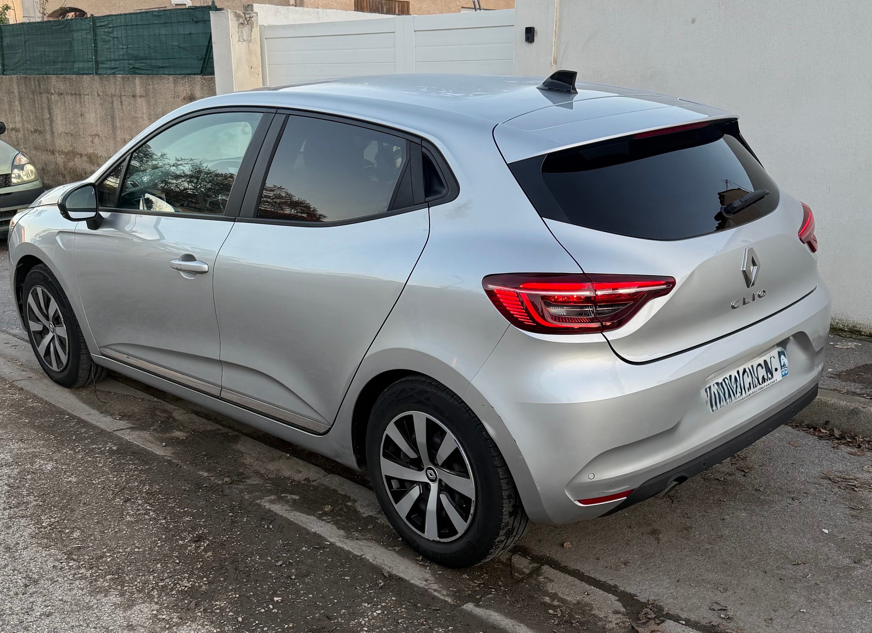 Renault Clio avec GPS