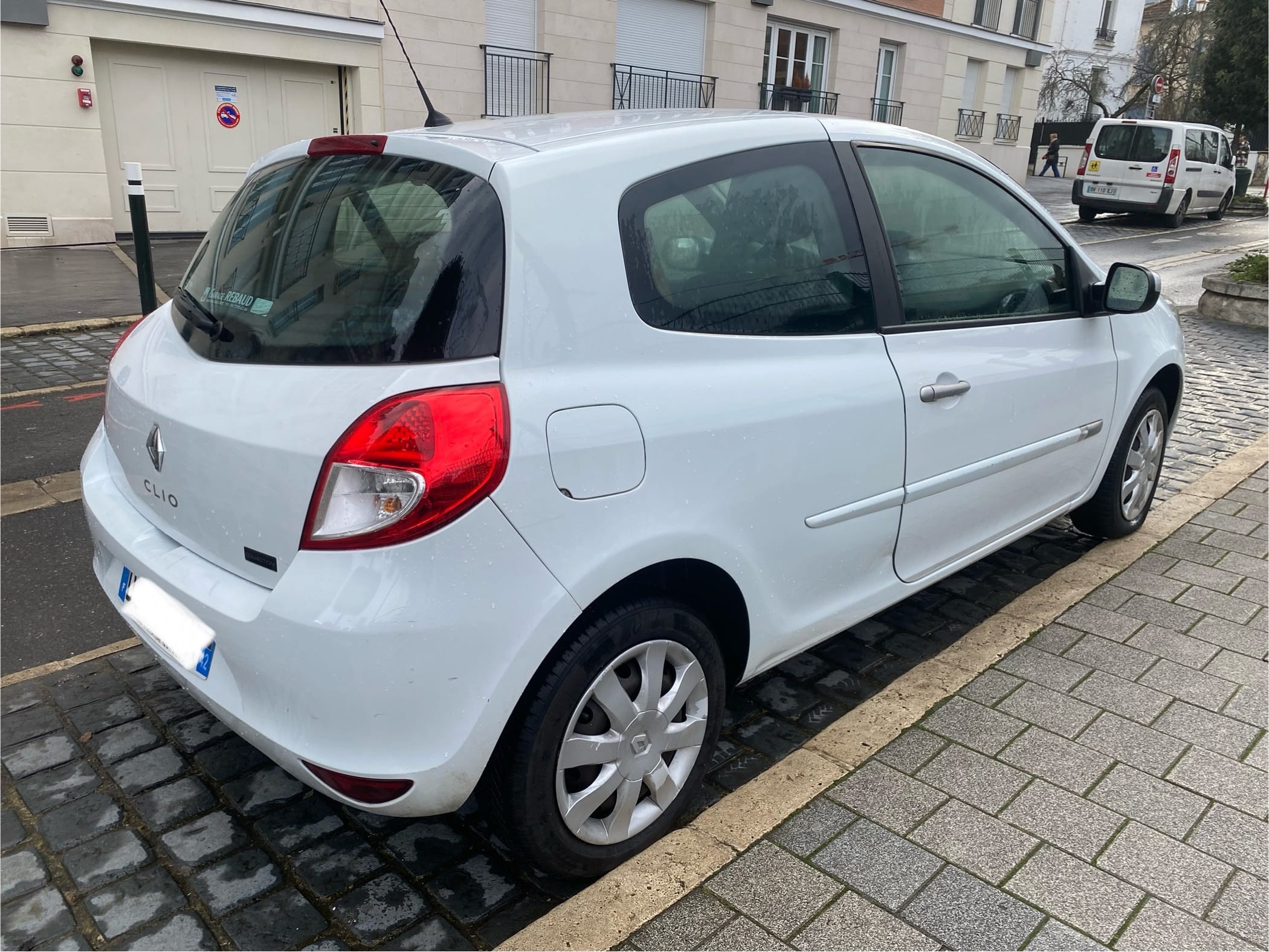 Renault Clio avec GPS