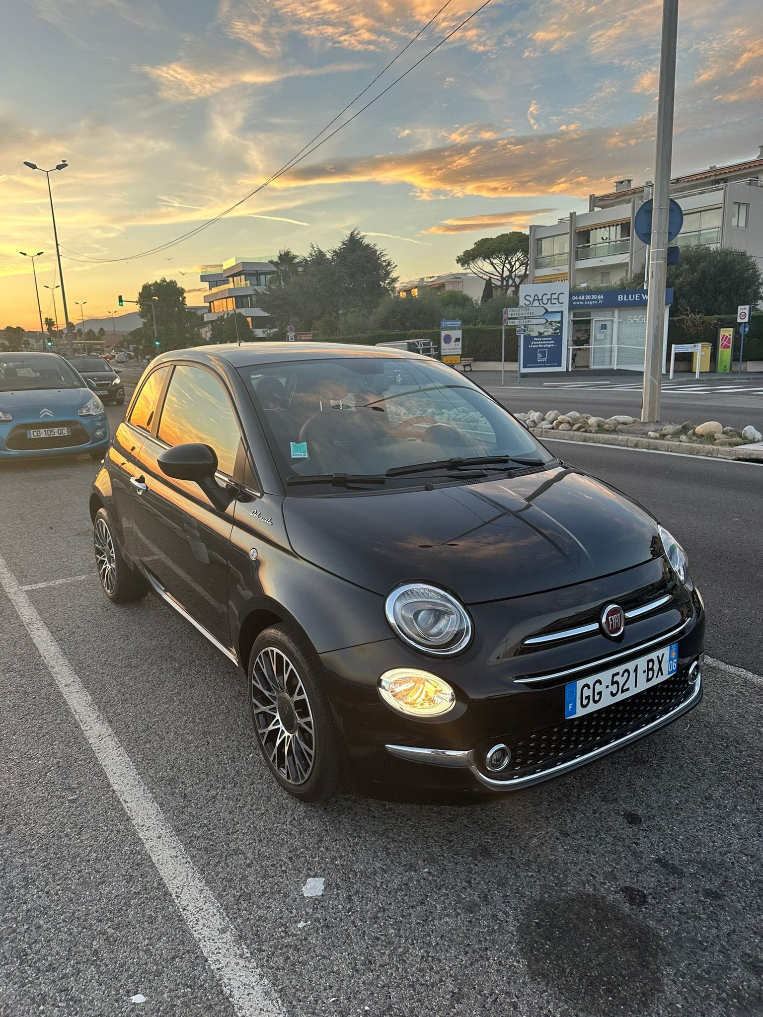 Fiat 500 Hybride, 2022, Essence 95 / Électrique (hybride)