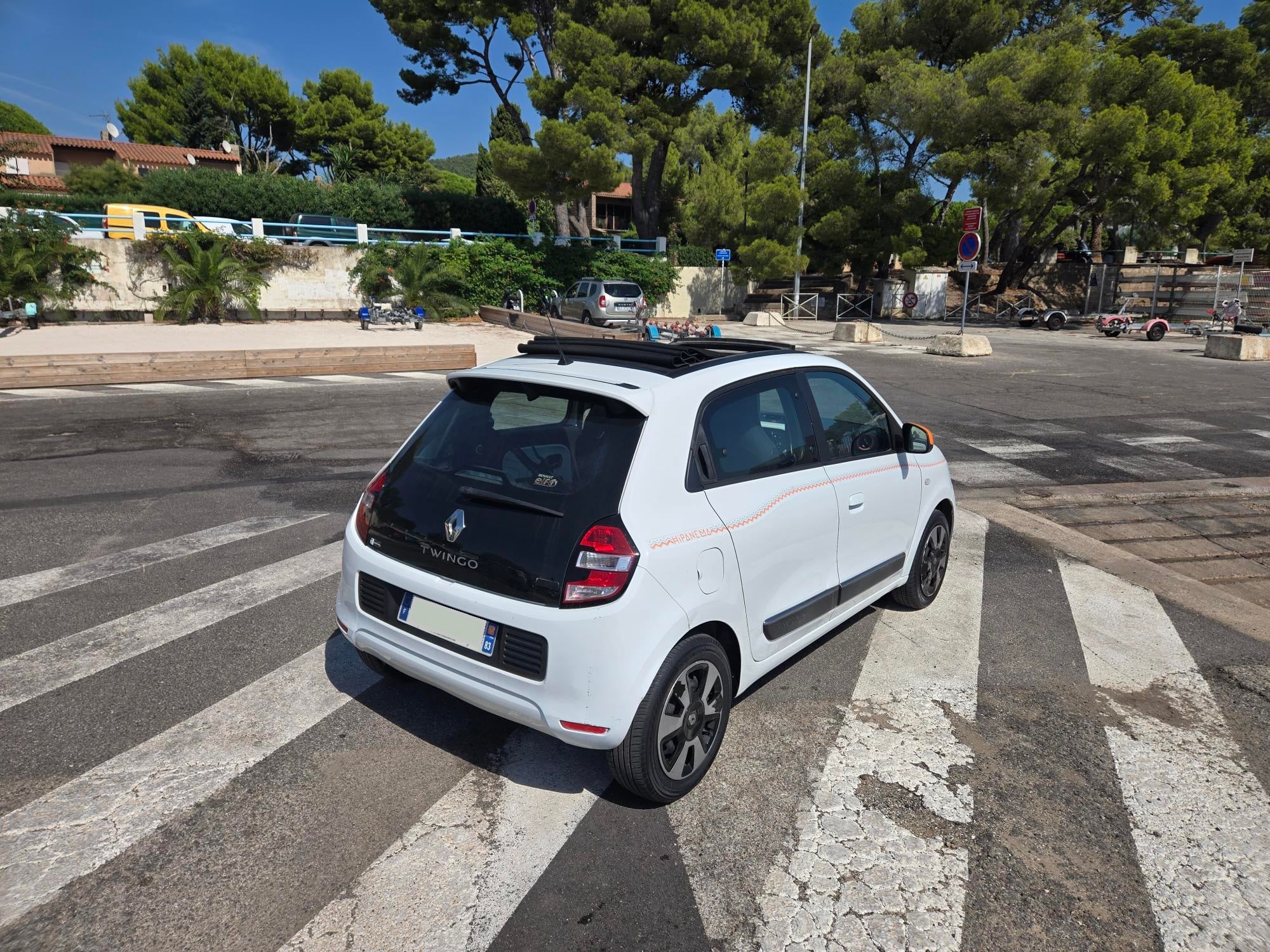 Renault Twingo III avec Régulateur de vitesse