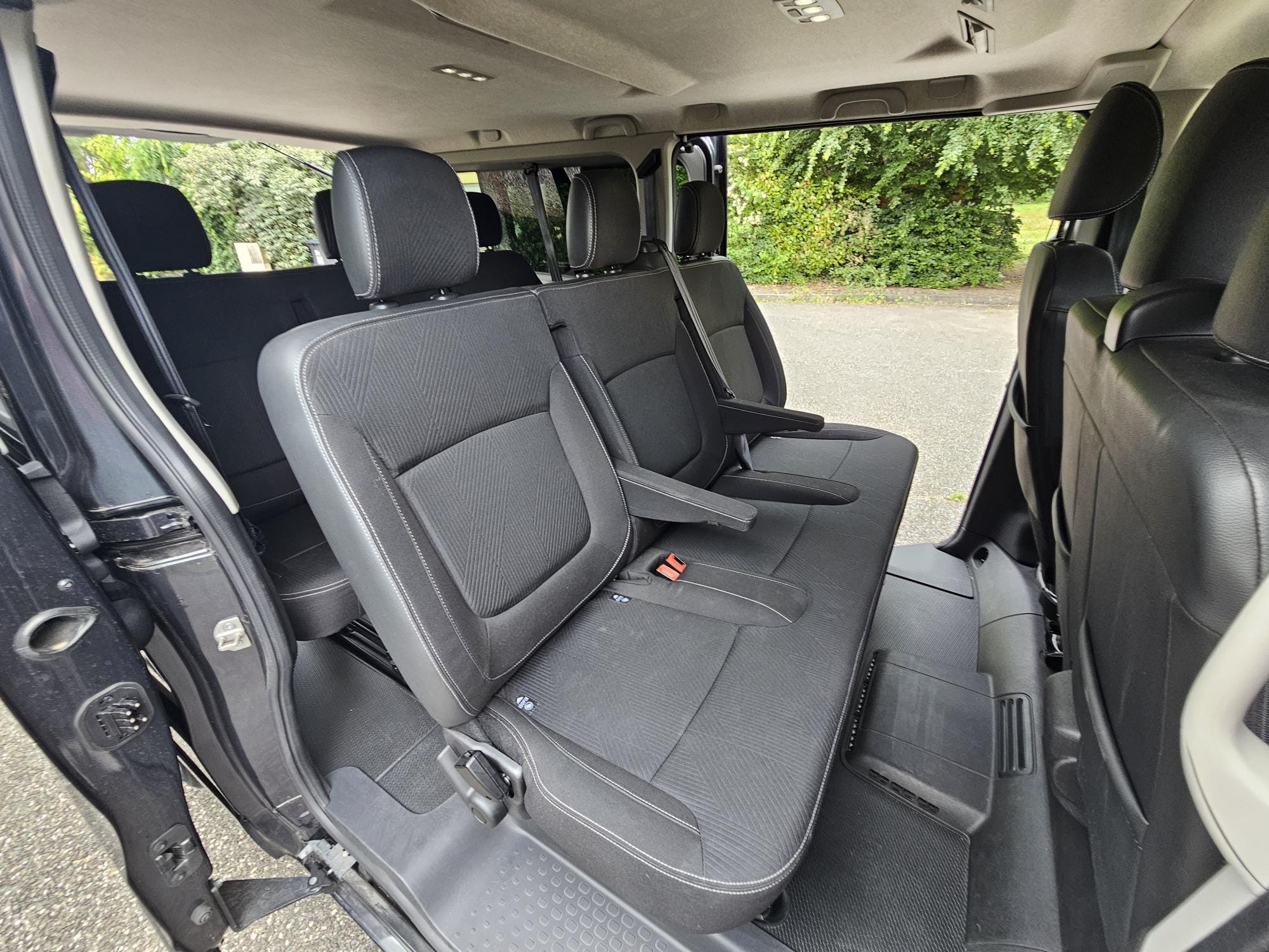 Renault Trafic Passenger  BVA 2.0 HDI  150 CV avec Audio Bluetooth