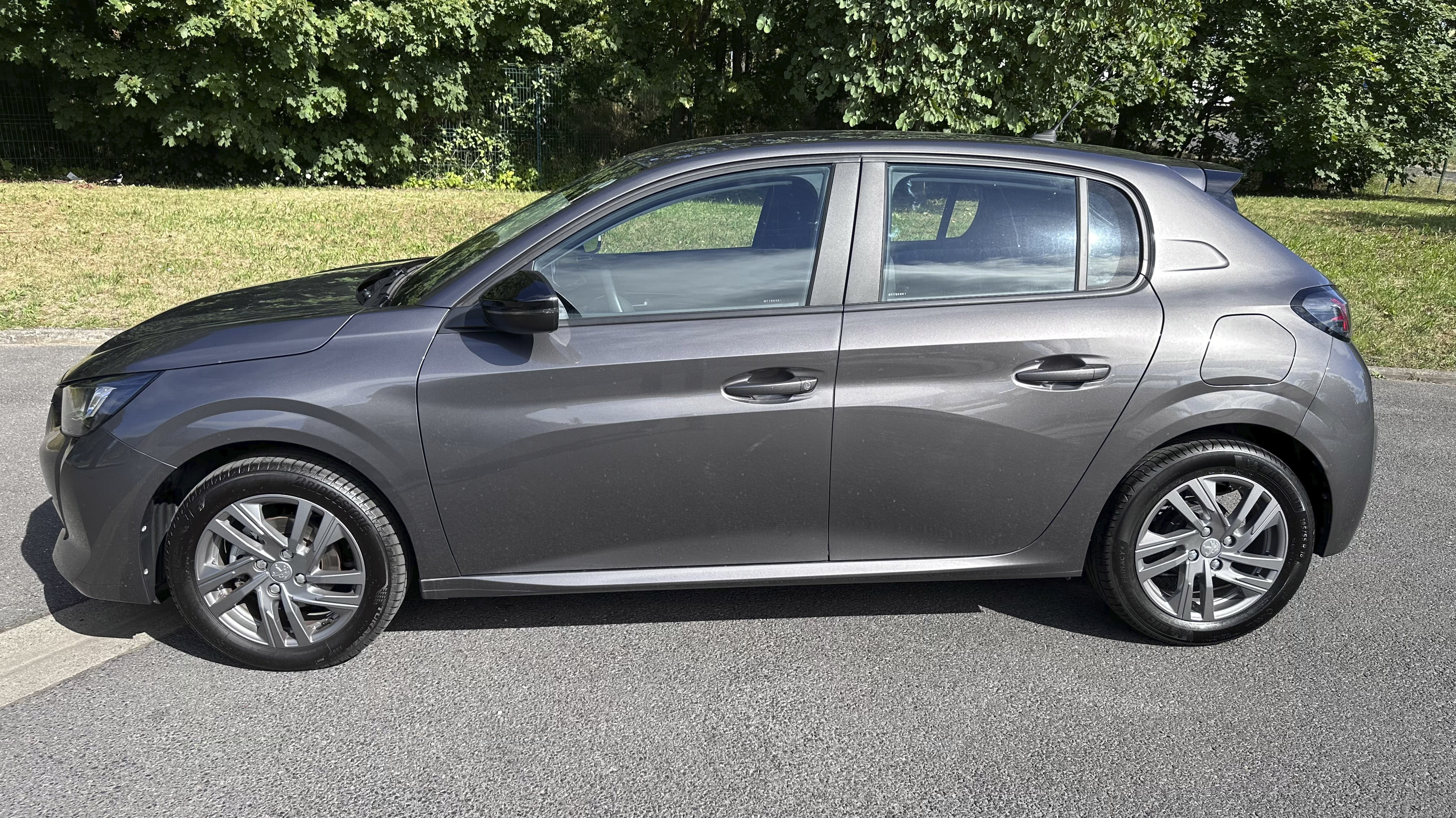 Peugeot 208 avec Entrée audio / iPod