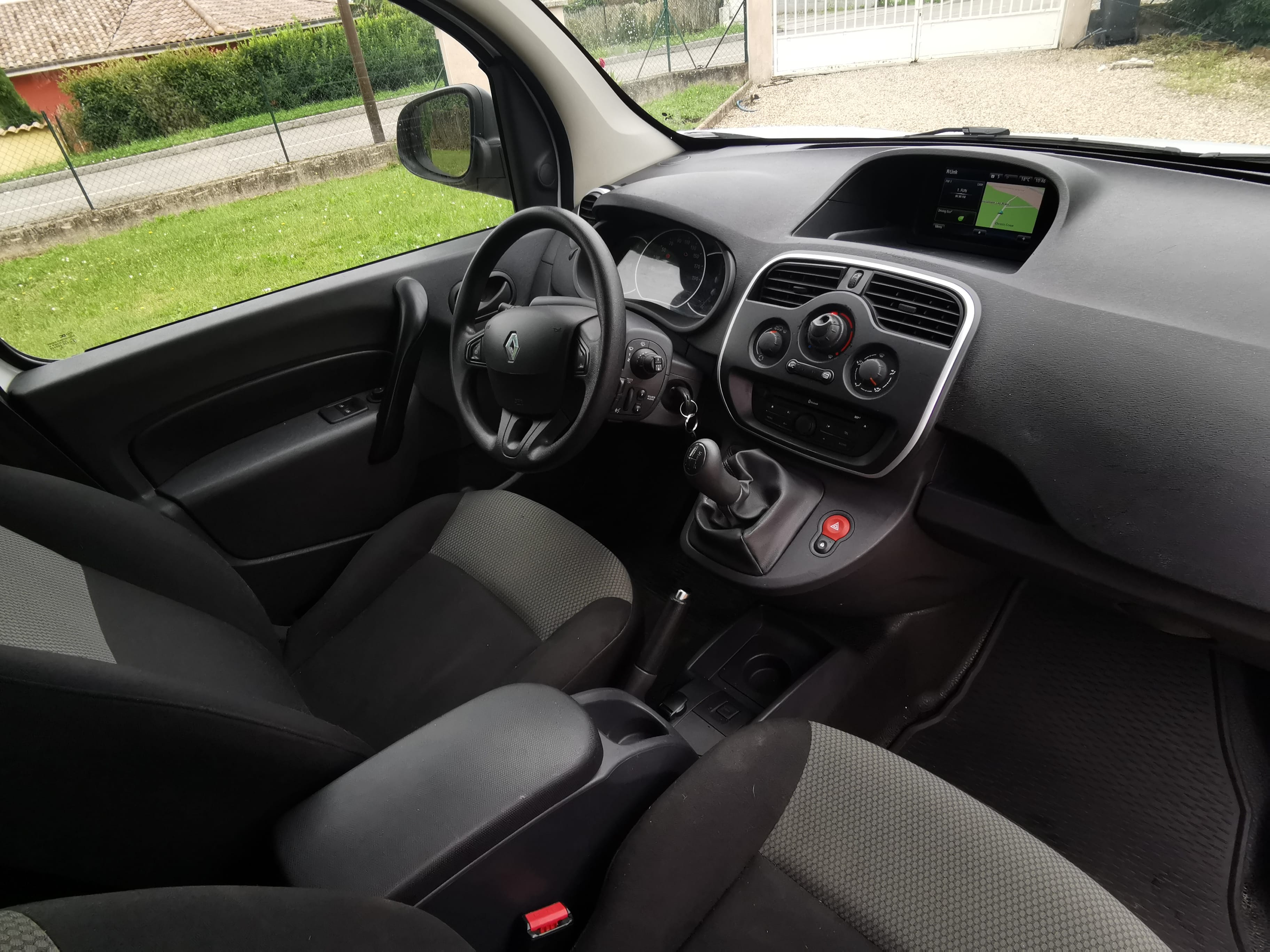 Renault Kangoo Fourgon avec GPS
