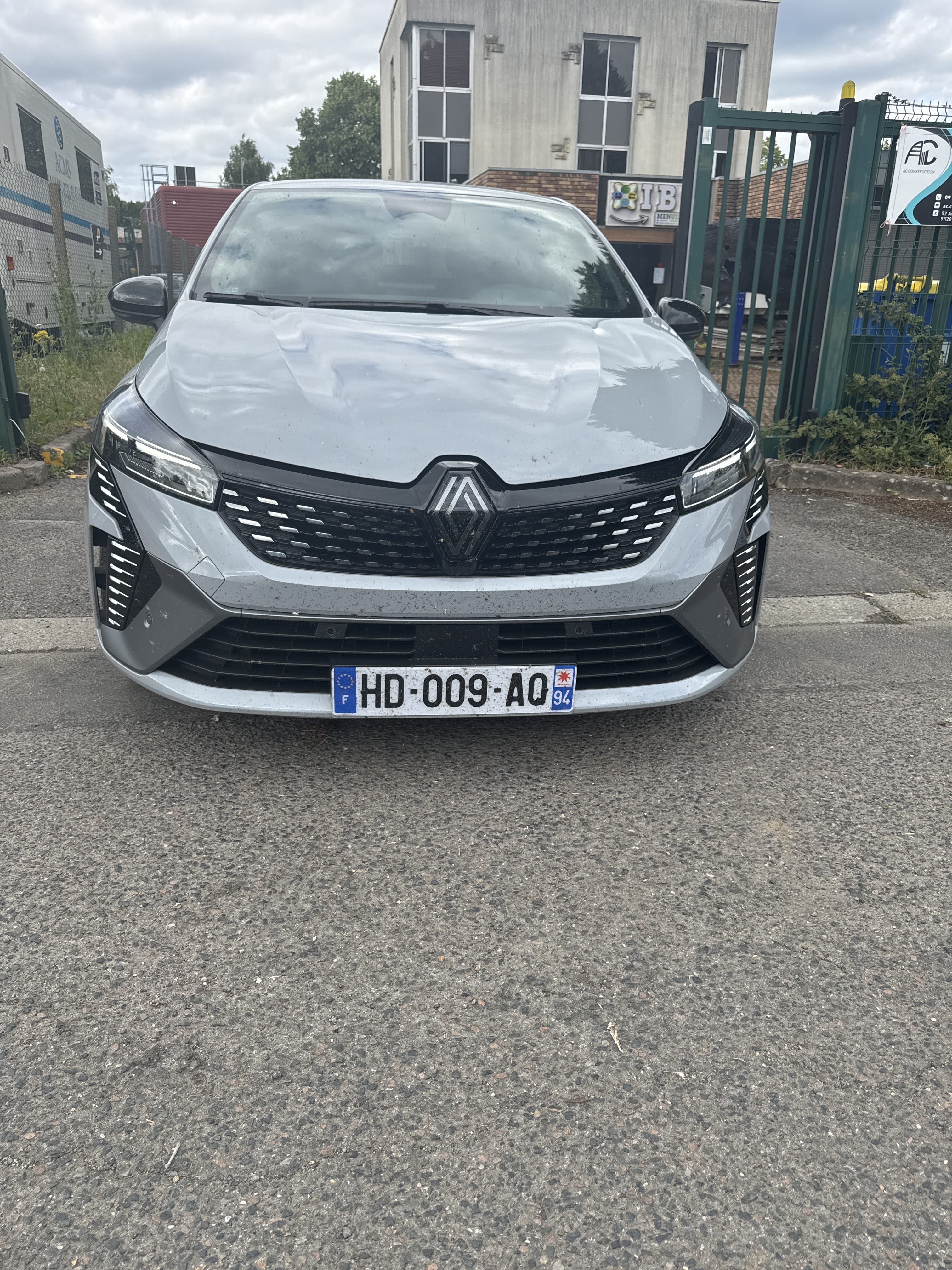 Renault Clio E-tech avec Audio Bluetooth
