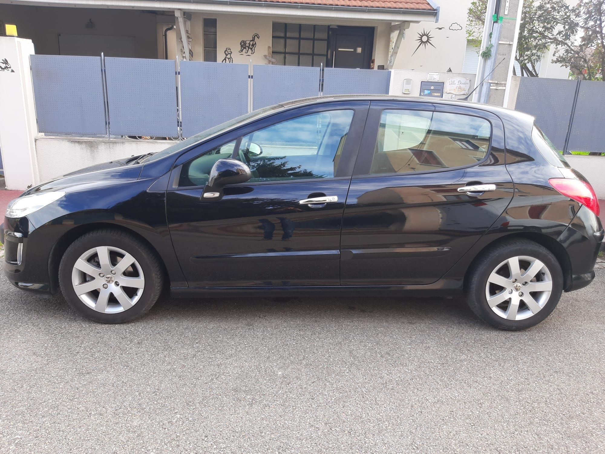 Peugeot 308 HDI / CLIM AUTO / 5 portes avec Régulateur de vitesse