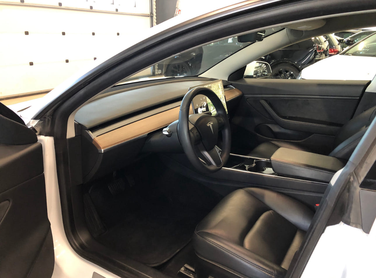 Tesla Model 3 Long Range med Dashcam
