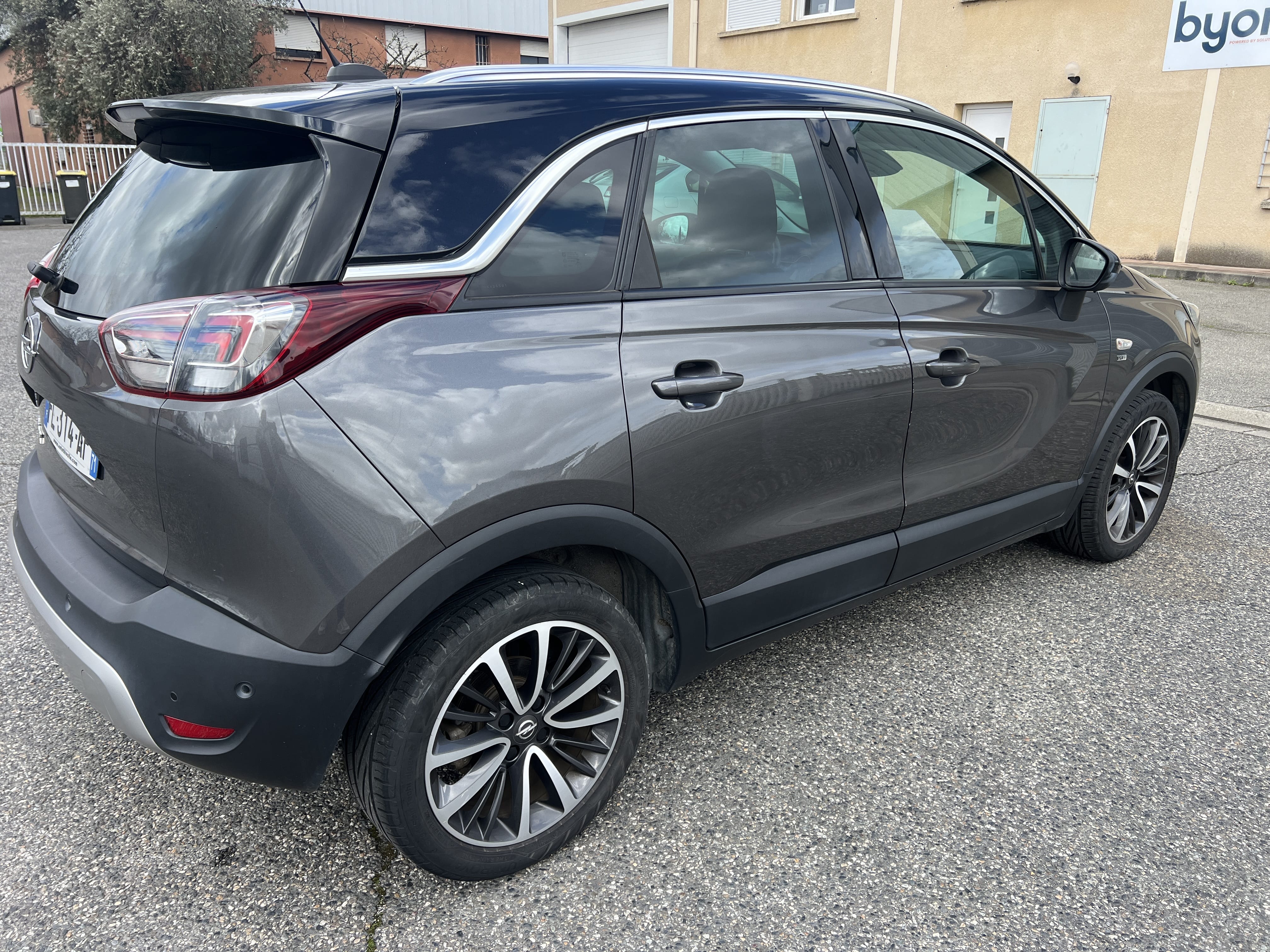 Opel Crossland avec Siège bébé