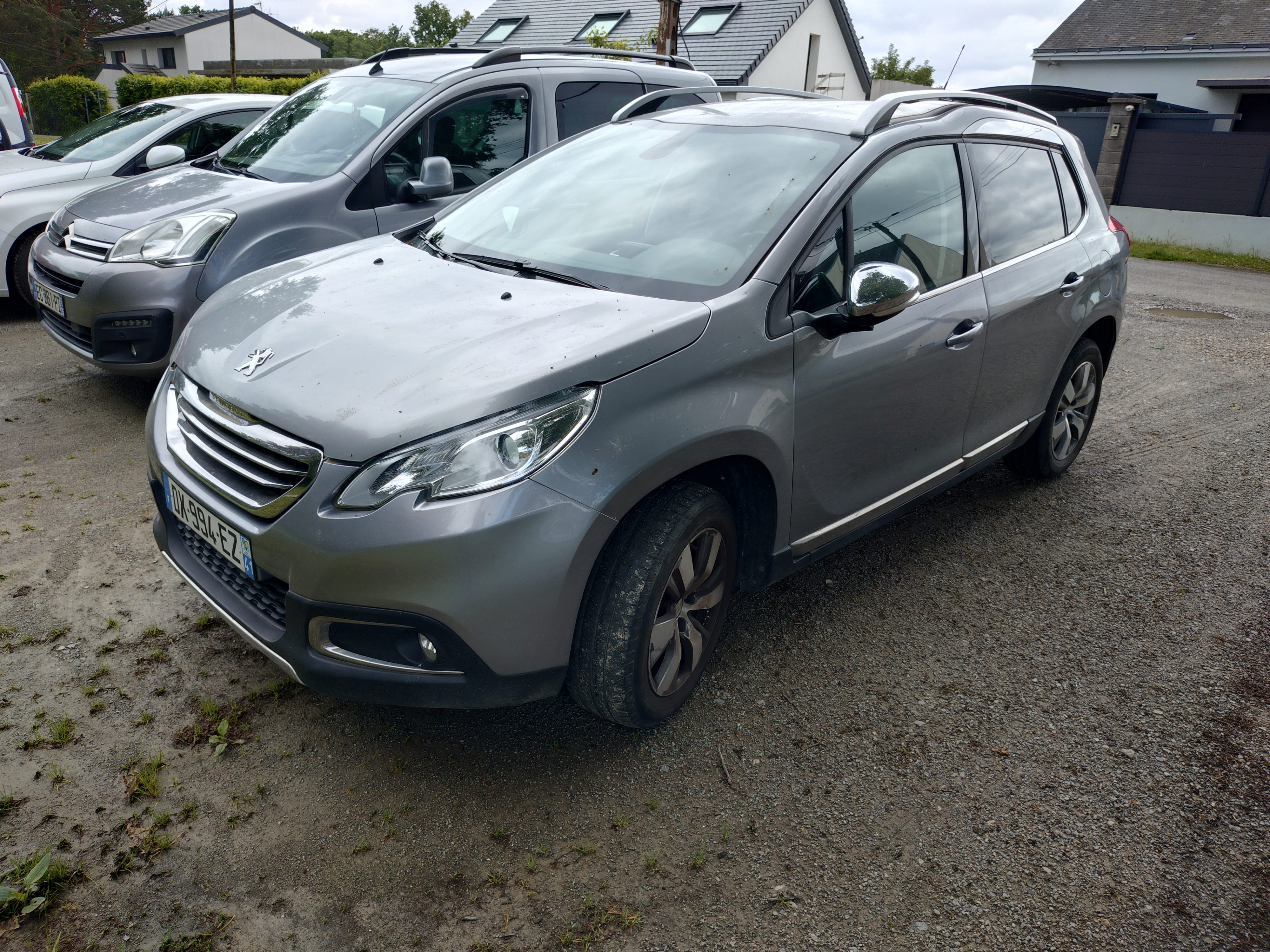 Peugeot 2008 1,2 110 ch avec Climatisation