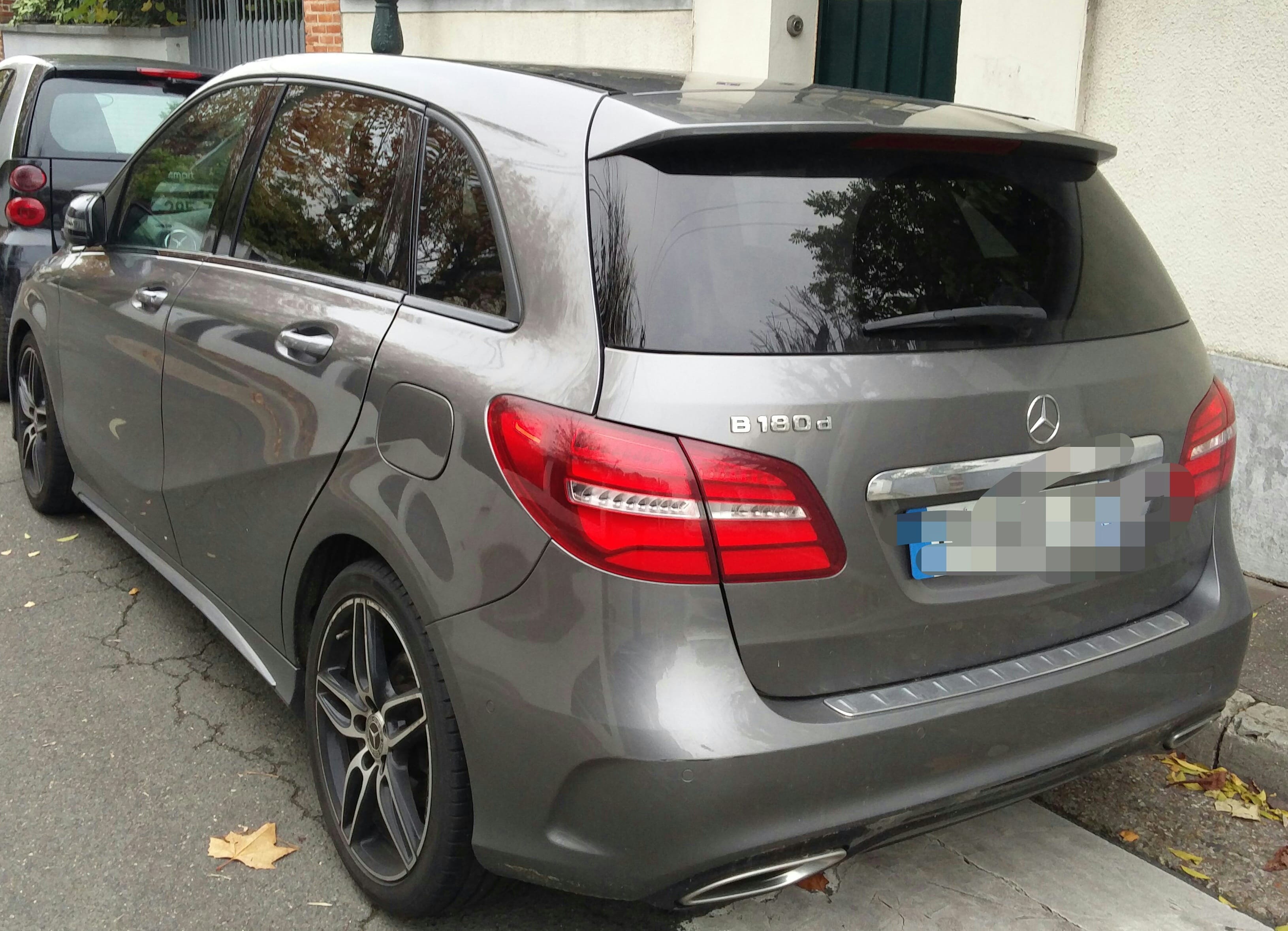 Mercedes Classe B avec Climatisation