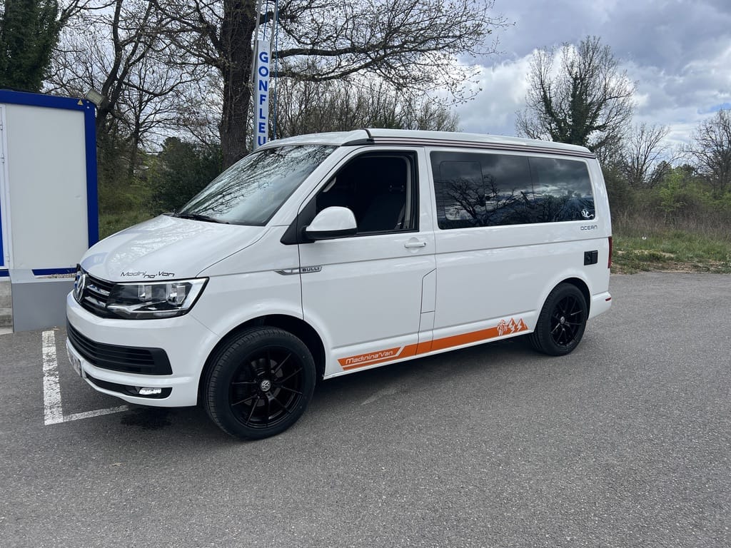 Volkswagen California avec Climatisation
