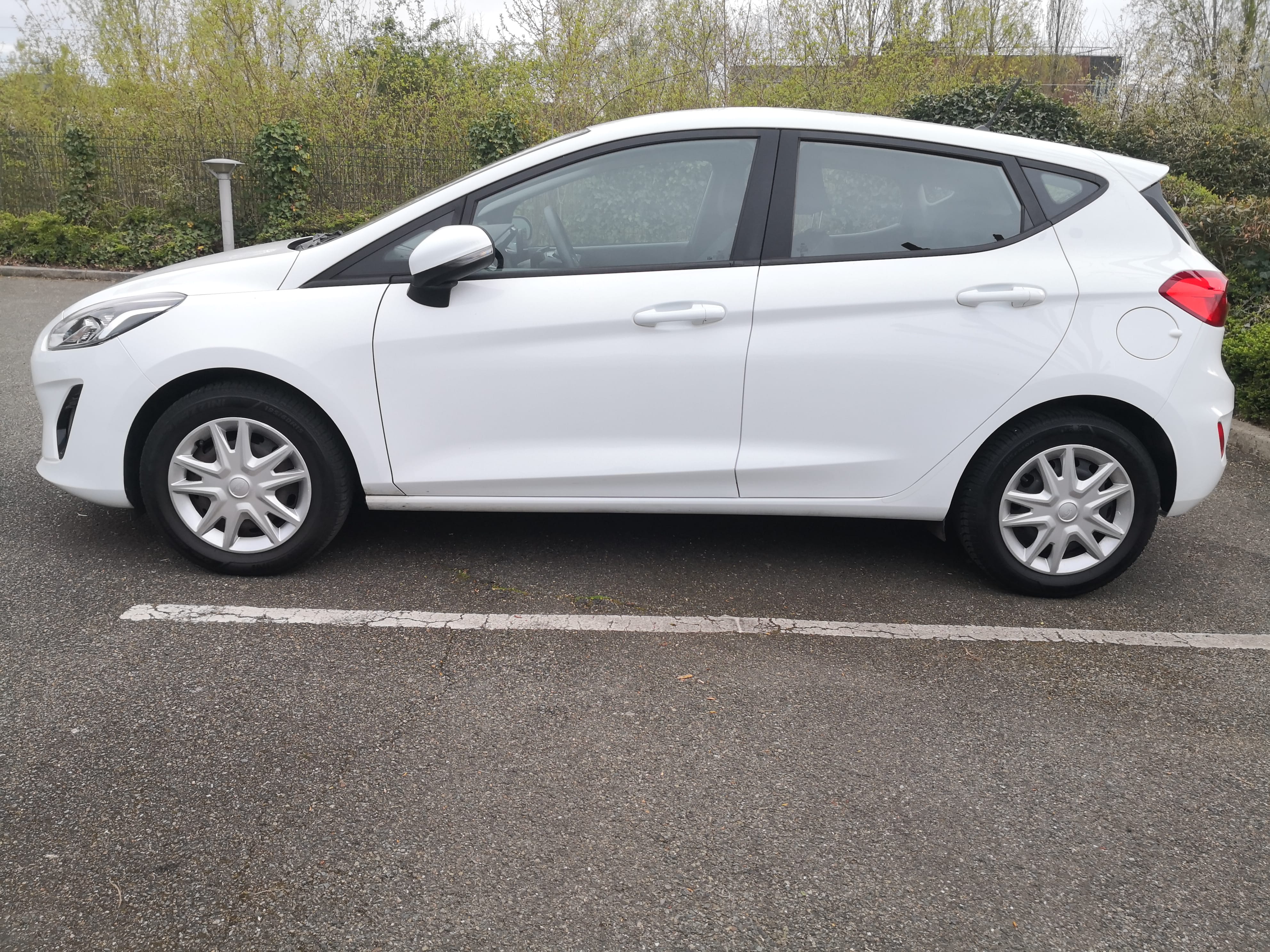 Ford Fiesta avec Climatisation