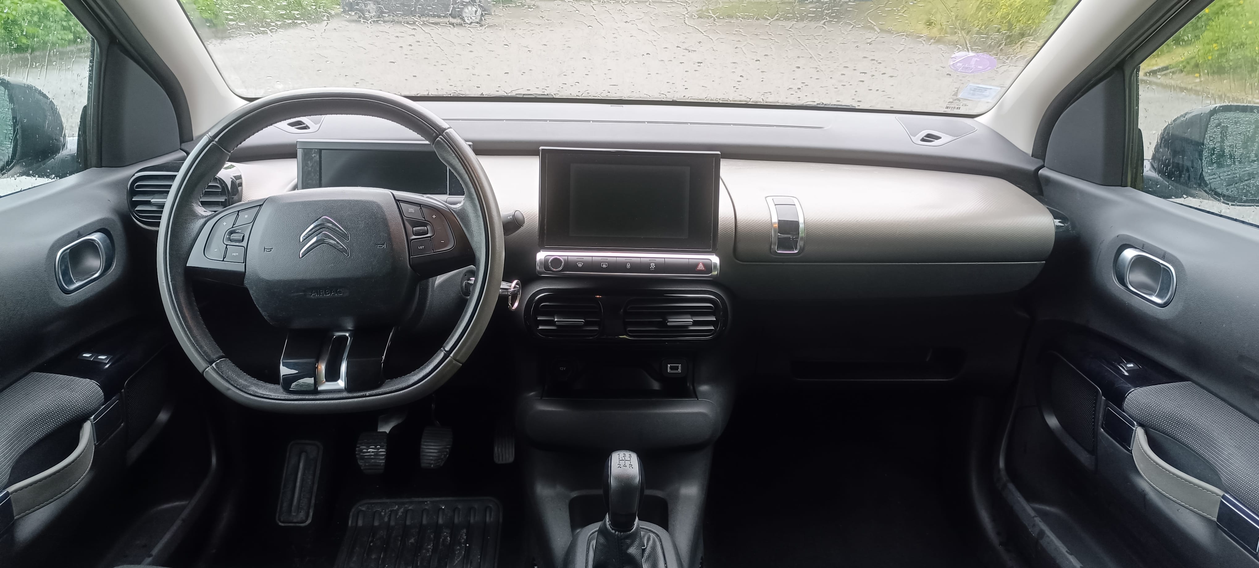 Citroen C4 Cactus avec Siège bébé