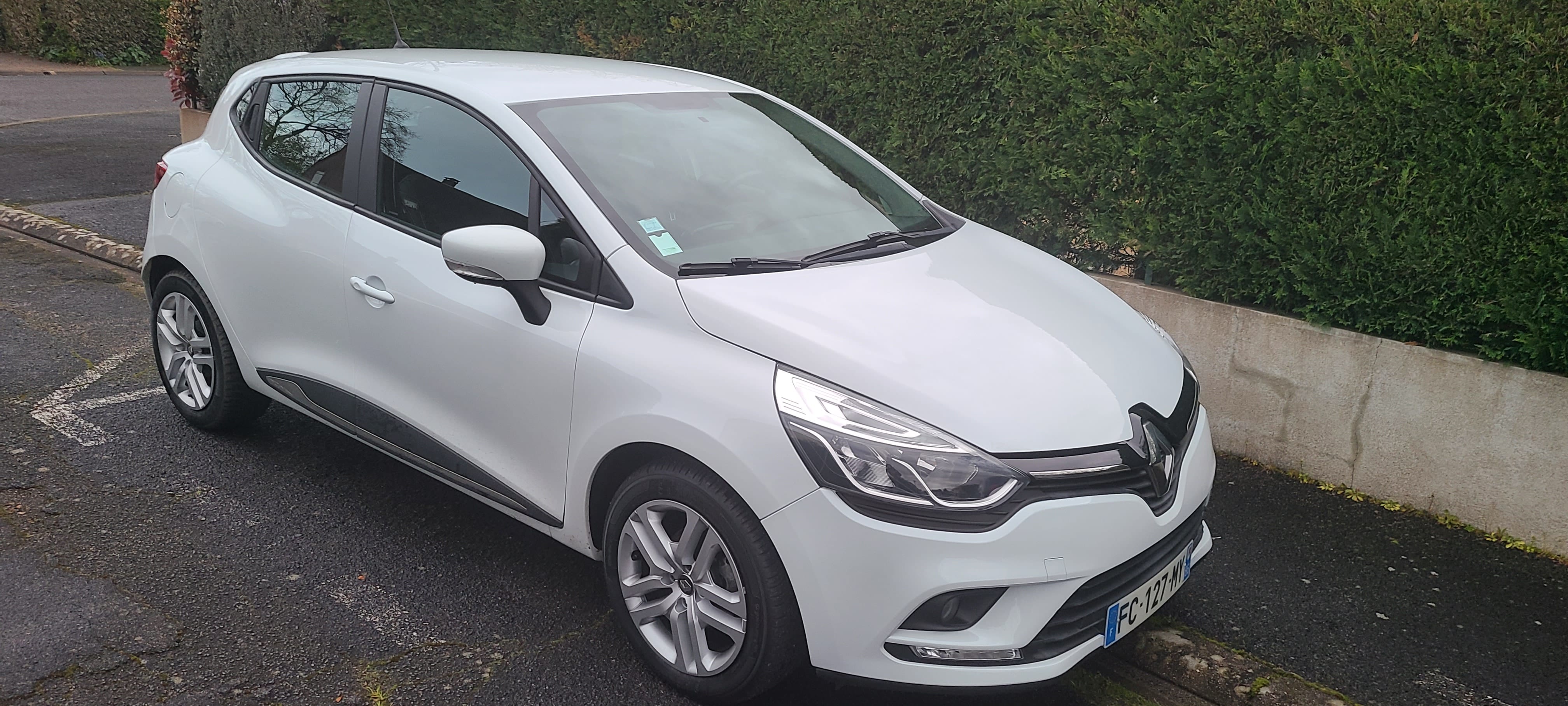 Renault Clio, 2018, Essence 98