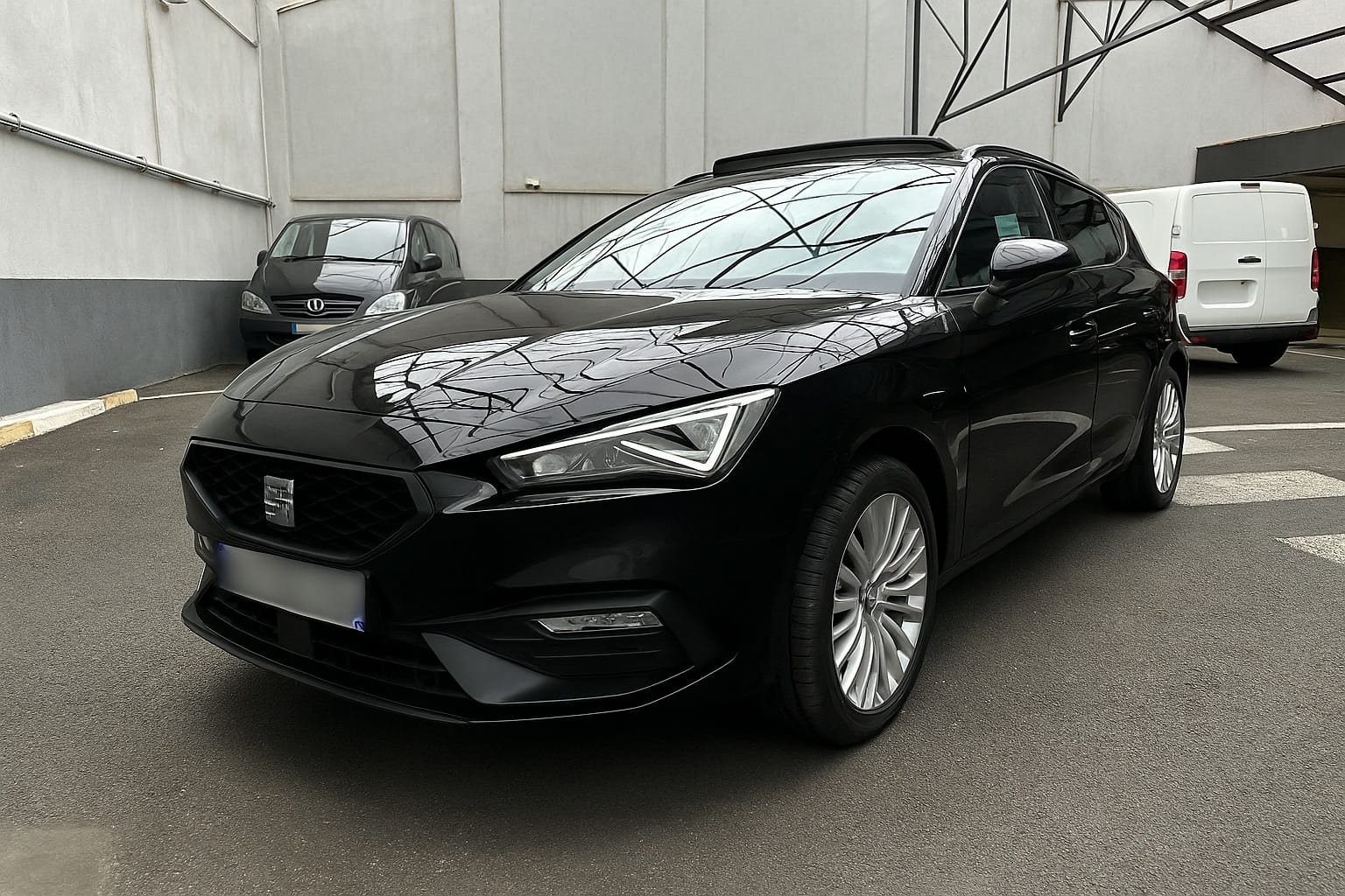 Seat Leon NEUVE BOITE AUTO & TOIT OUVRANT, 2025, Essence 98, automatisch