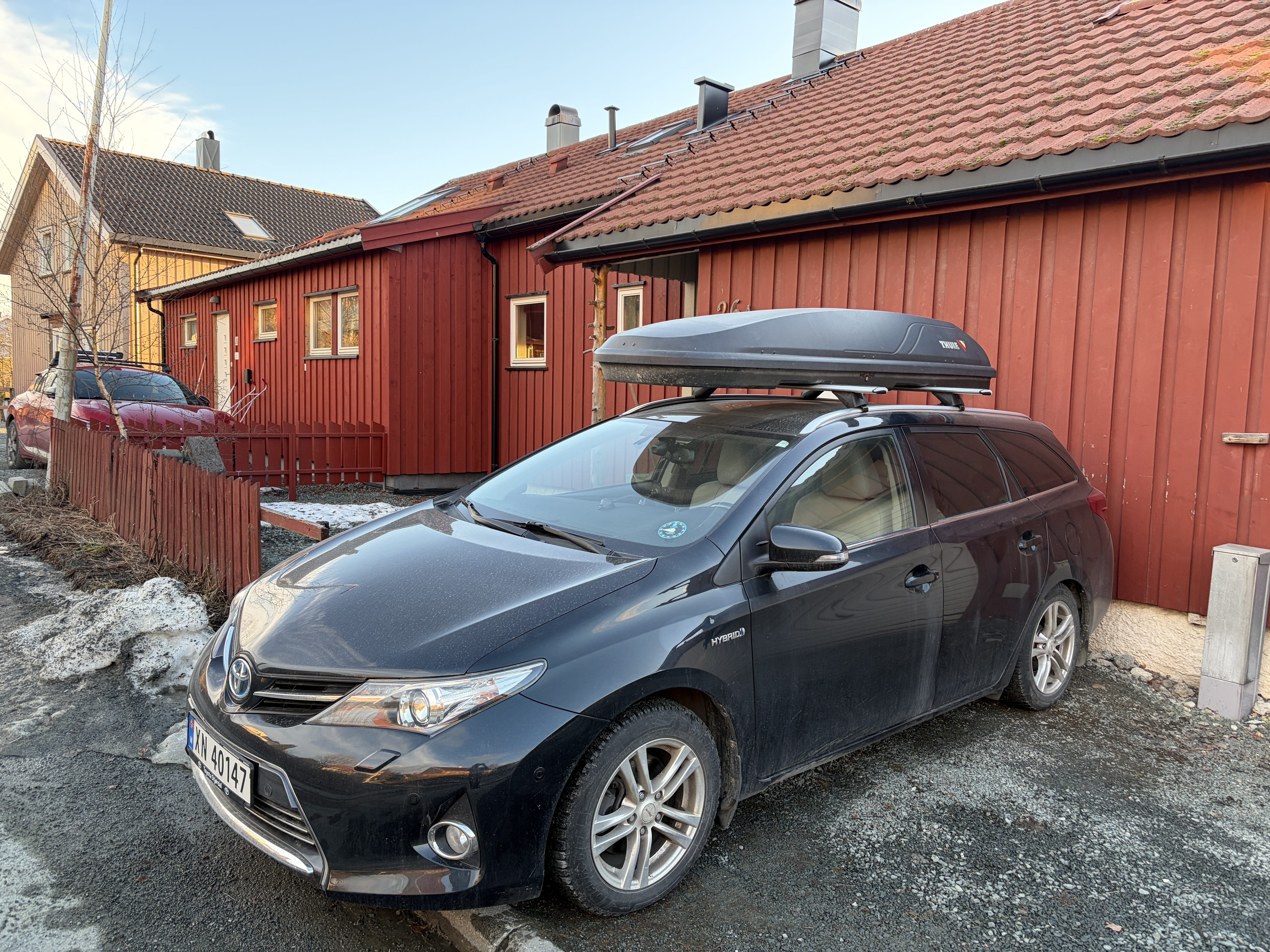 Toyota Auris Touring Sports, 2014, Blyfri 95 / Electric (hybrid), automatic
