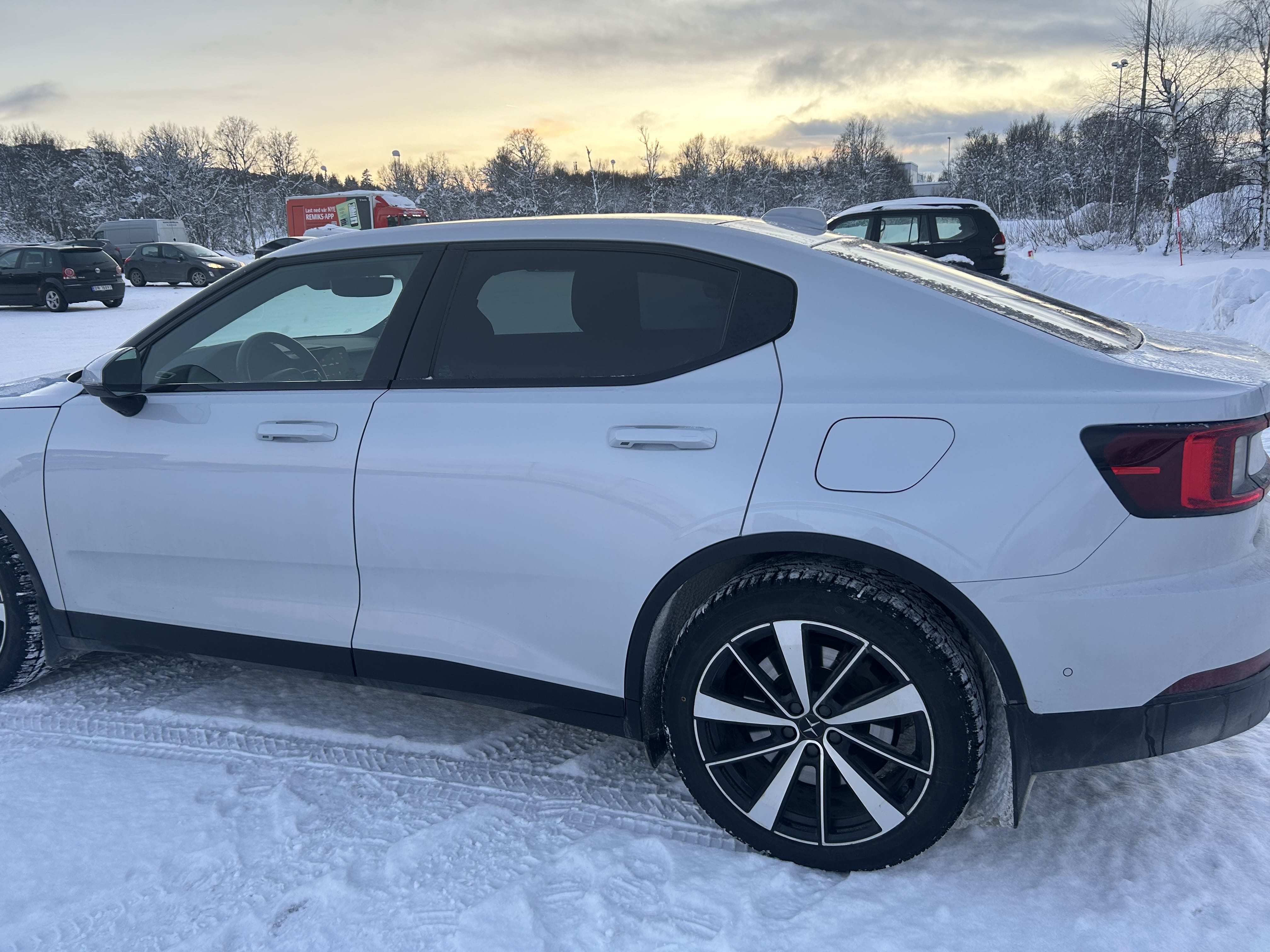 Polestar 2 Long Range Dual Motor with Air conditioning