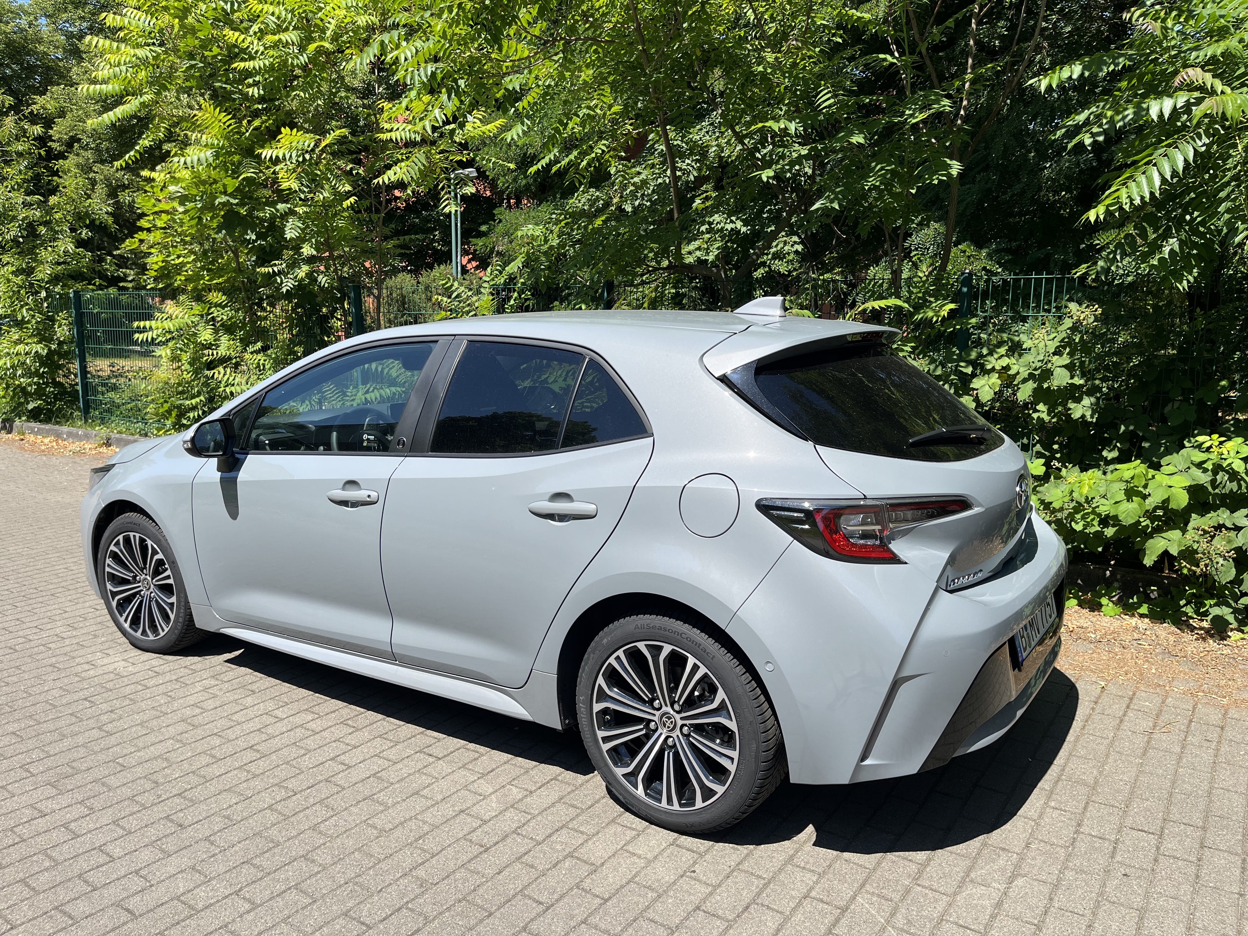 Toyota Corolla Hybrid - extrem sparsam mit Navigationsgerät