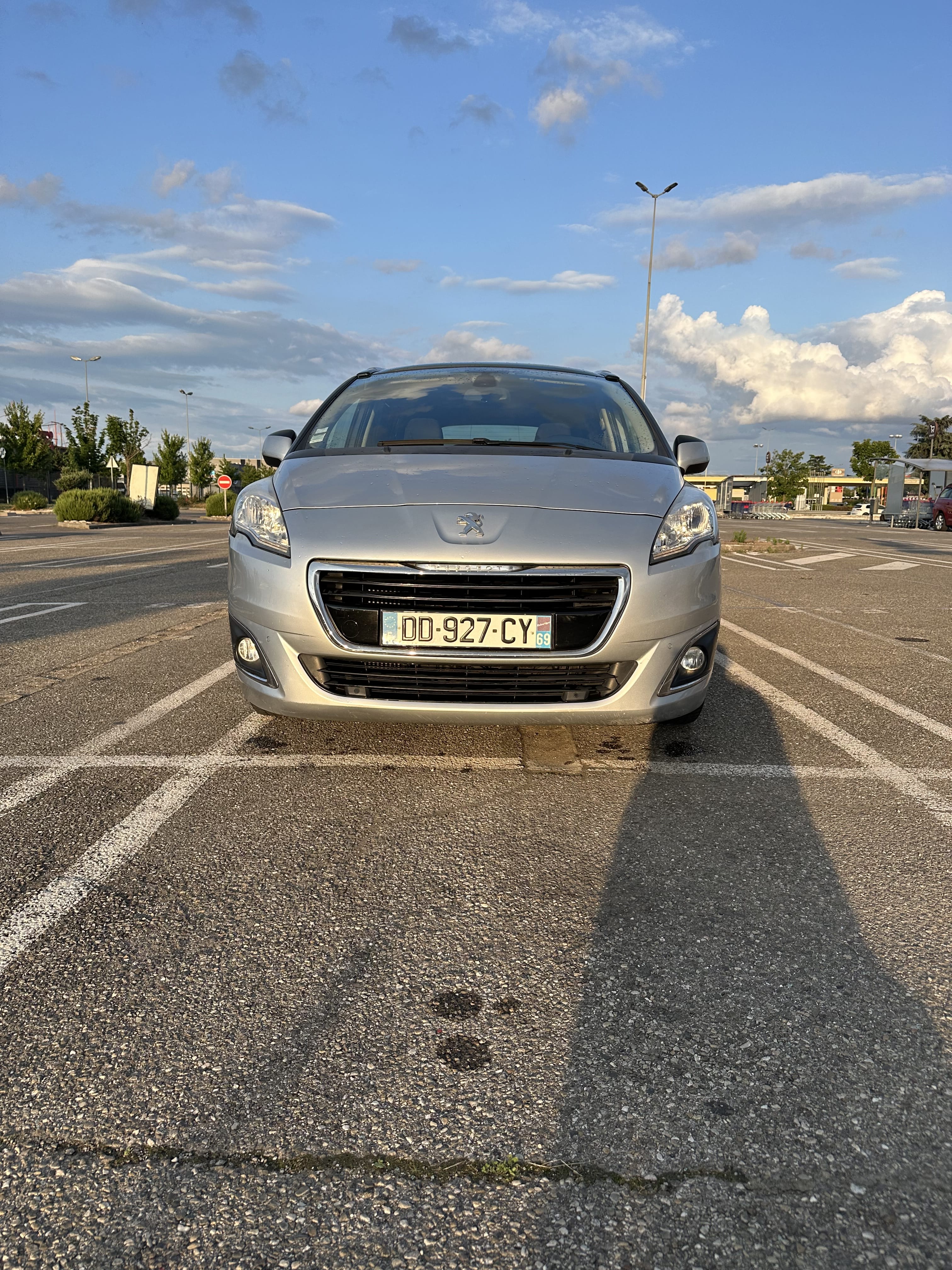 Peugeot 5008, 2014, Diesel, automatique, 7 places