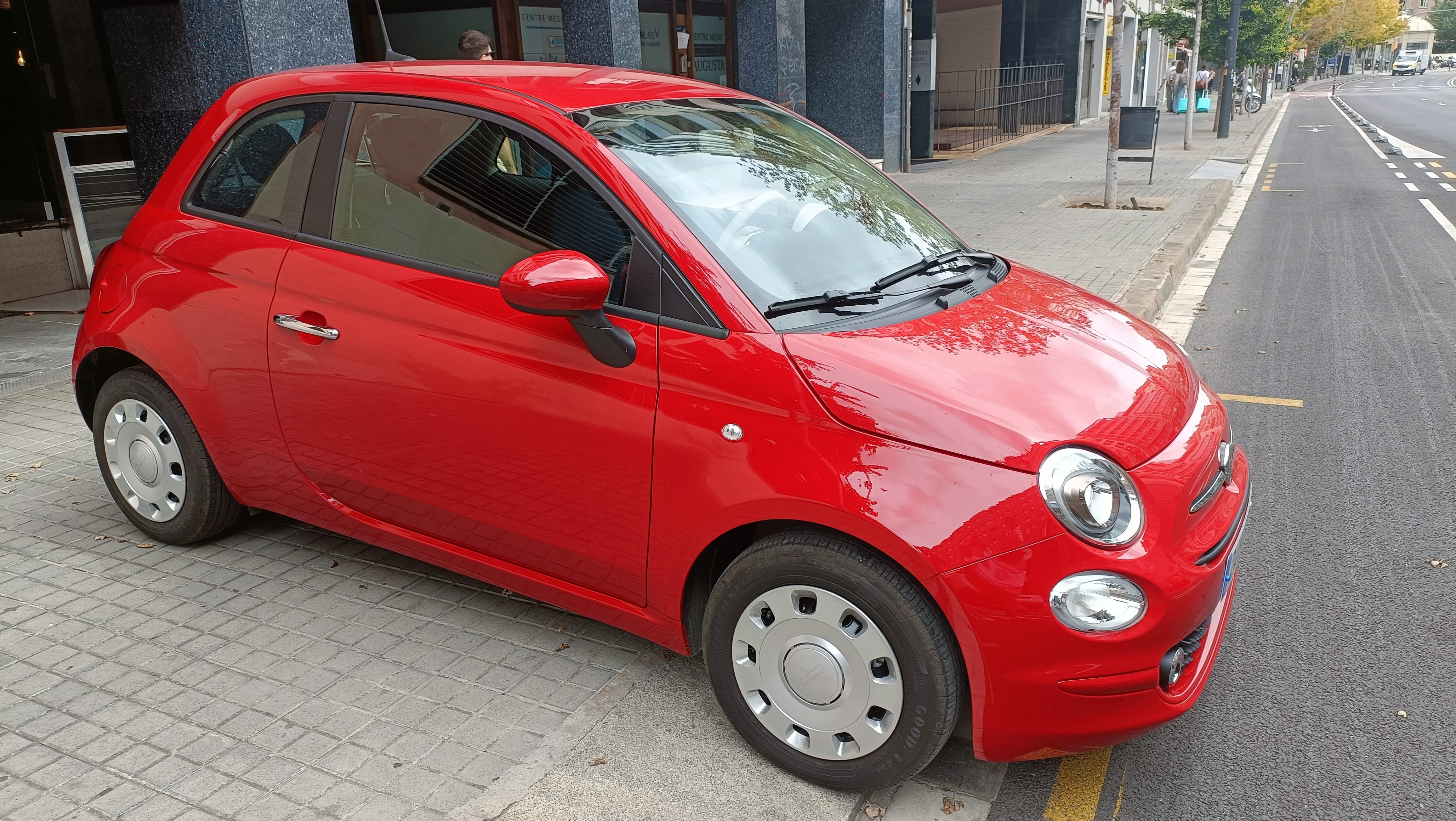 Fiat 500 Híbrido con Aire acondicionado