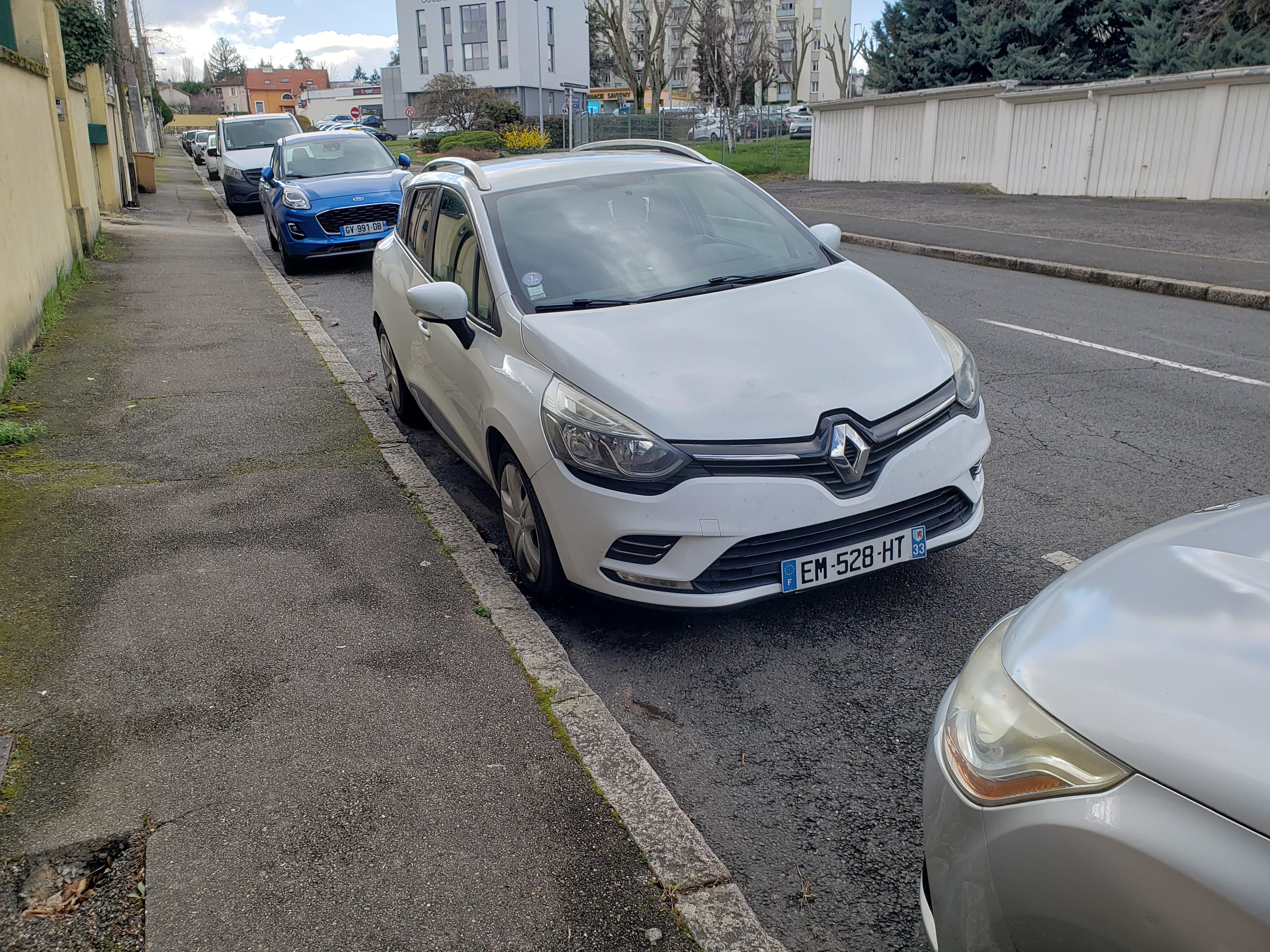 Renault Clio Estate, 2017, Essence 95
