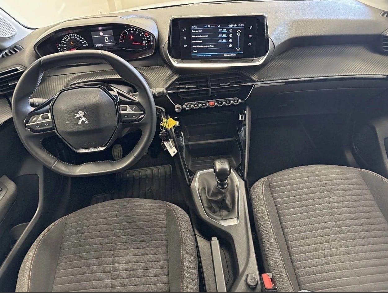 Peugeot 208 avec Climatisation