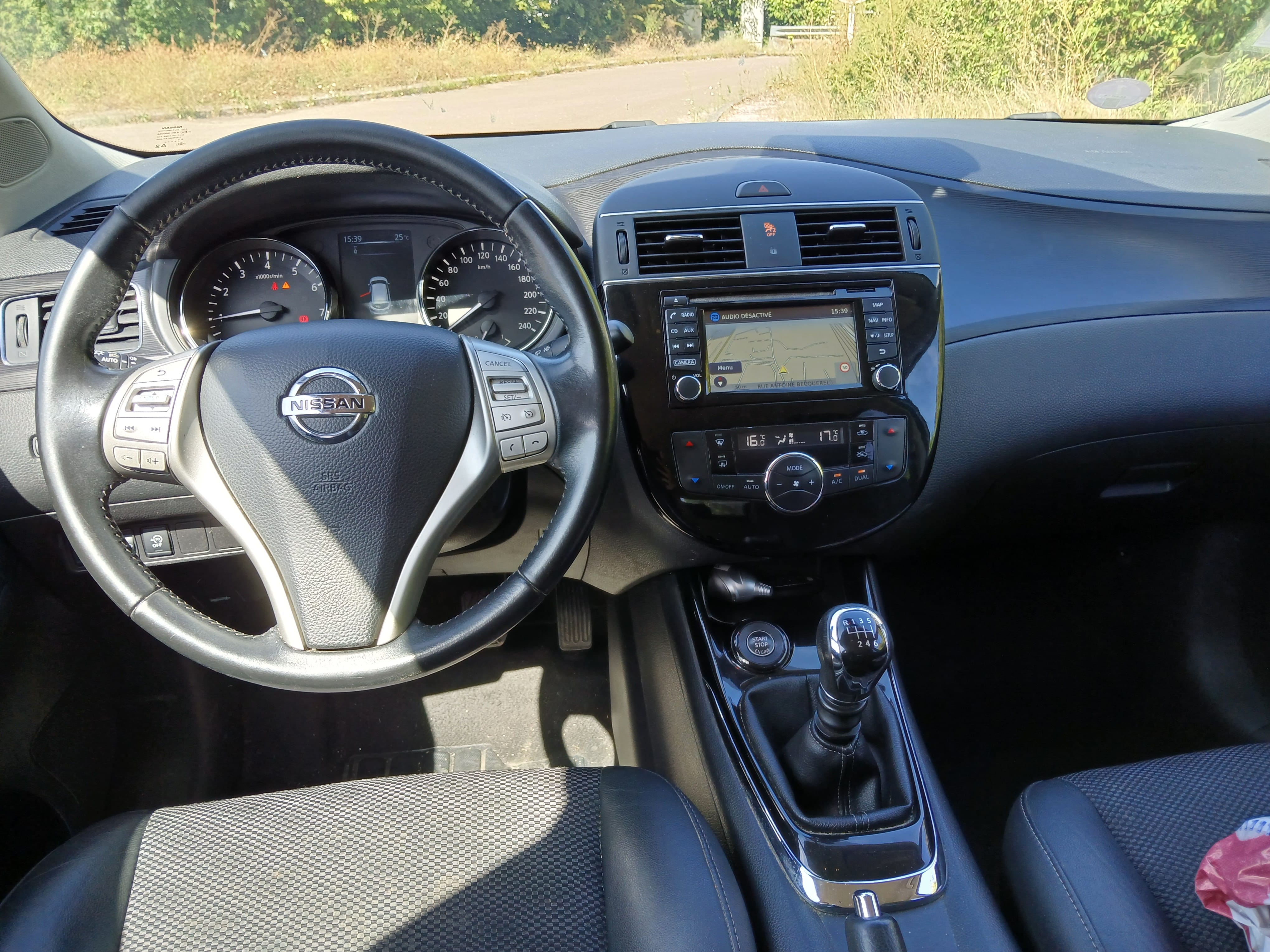 Nissan Pulsar avec Régulateur de vitesse