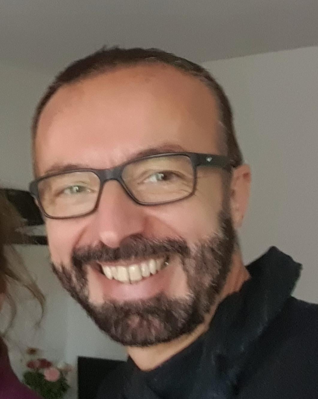 André