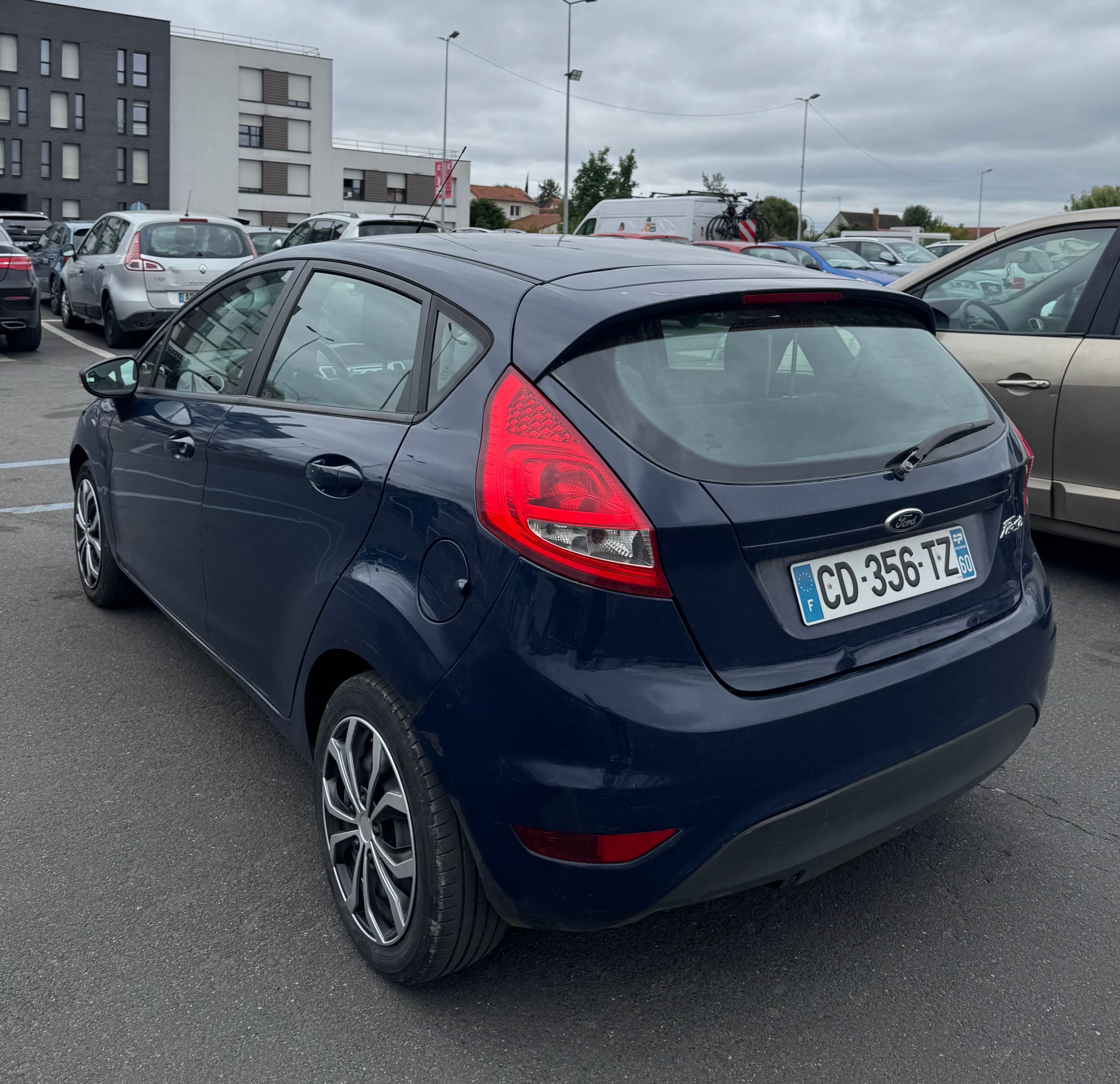 Ford Fiesta avec Entrée audio / iPod
