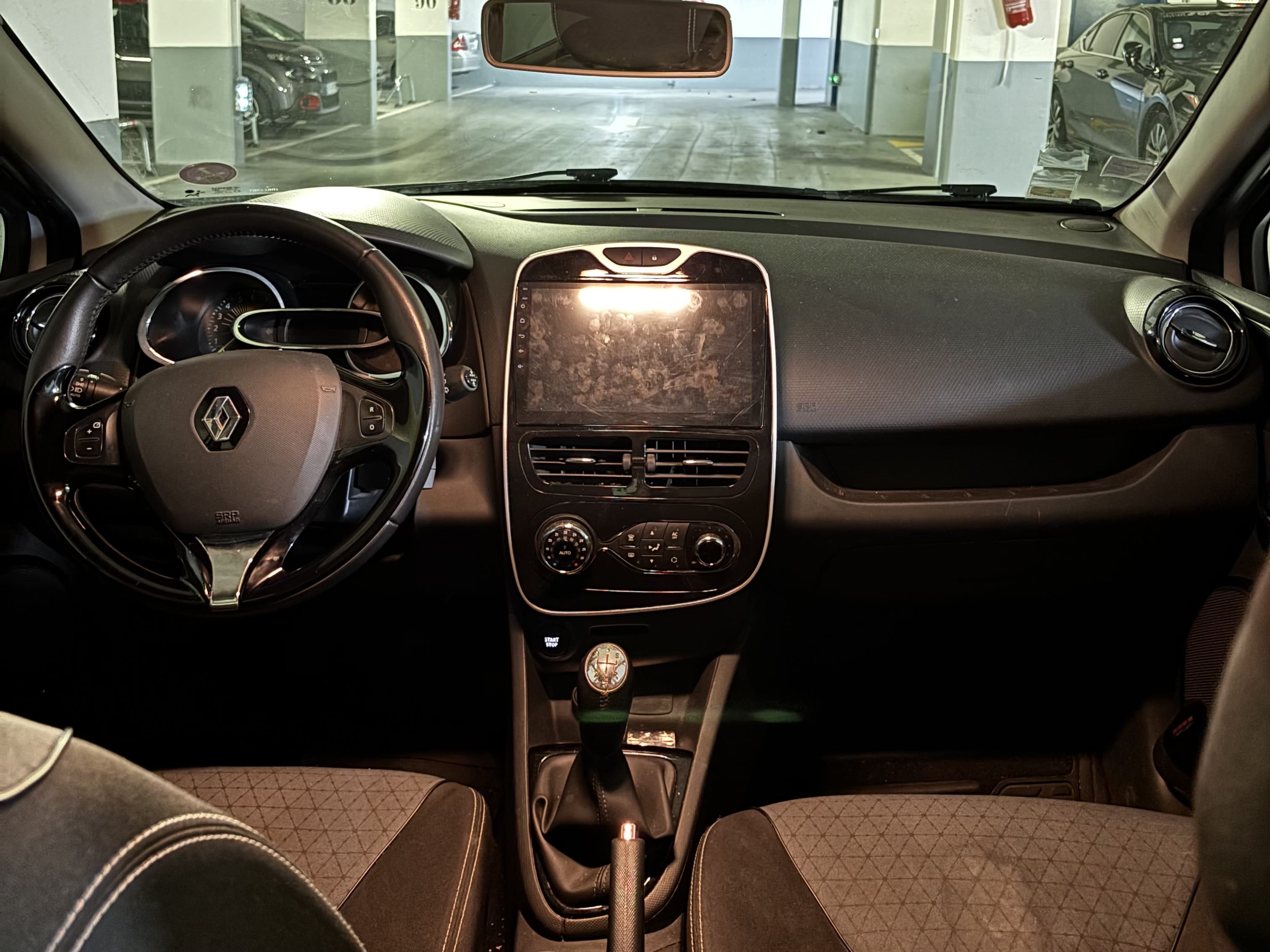 Renault Clio avec Régulateur de vitesse