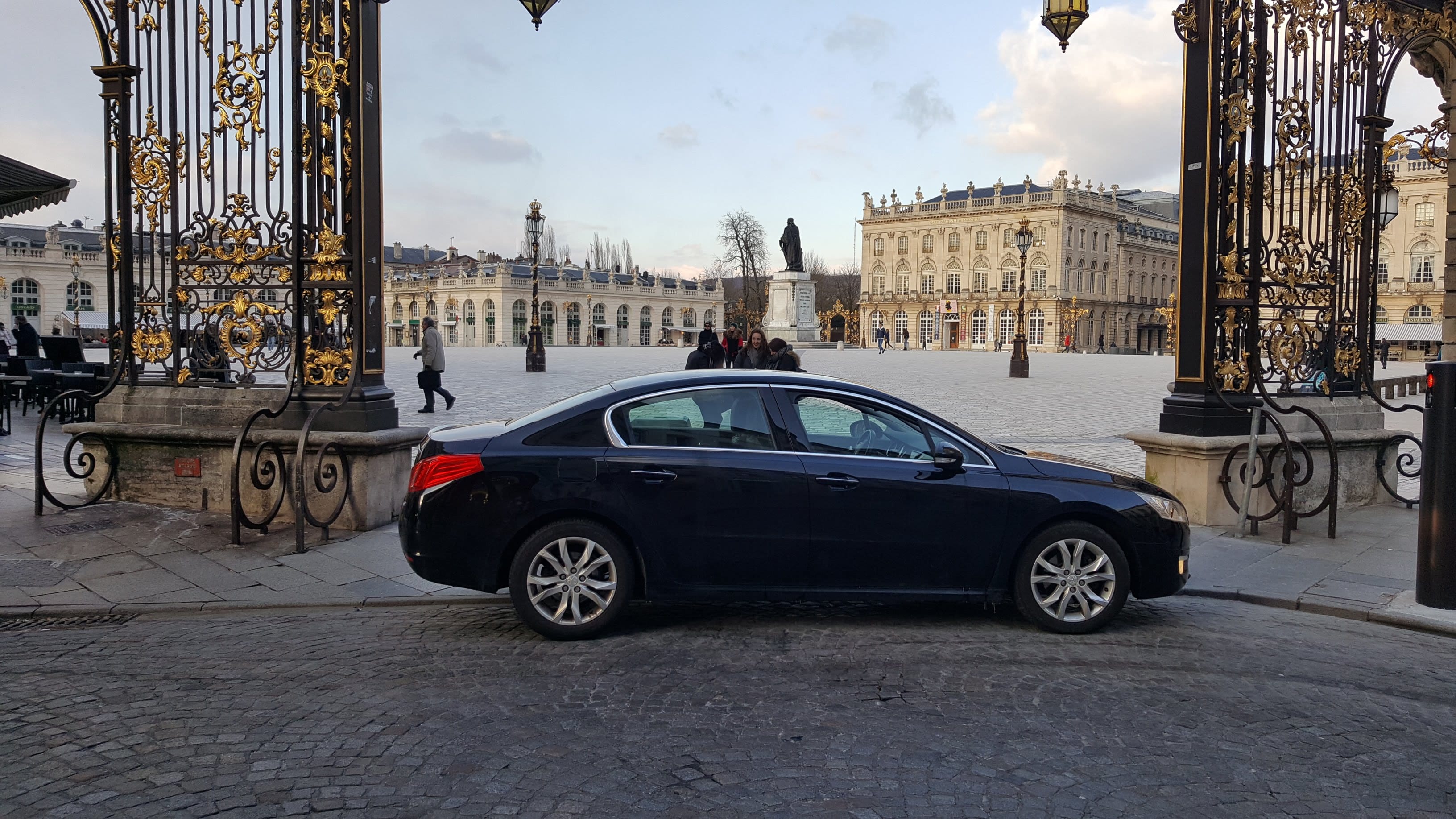 Peugeot 508 2.0 HDI avec Siège bébé
