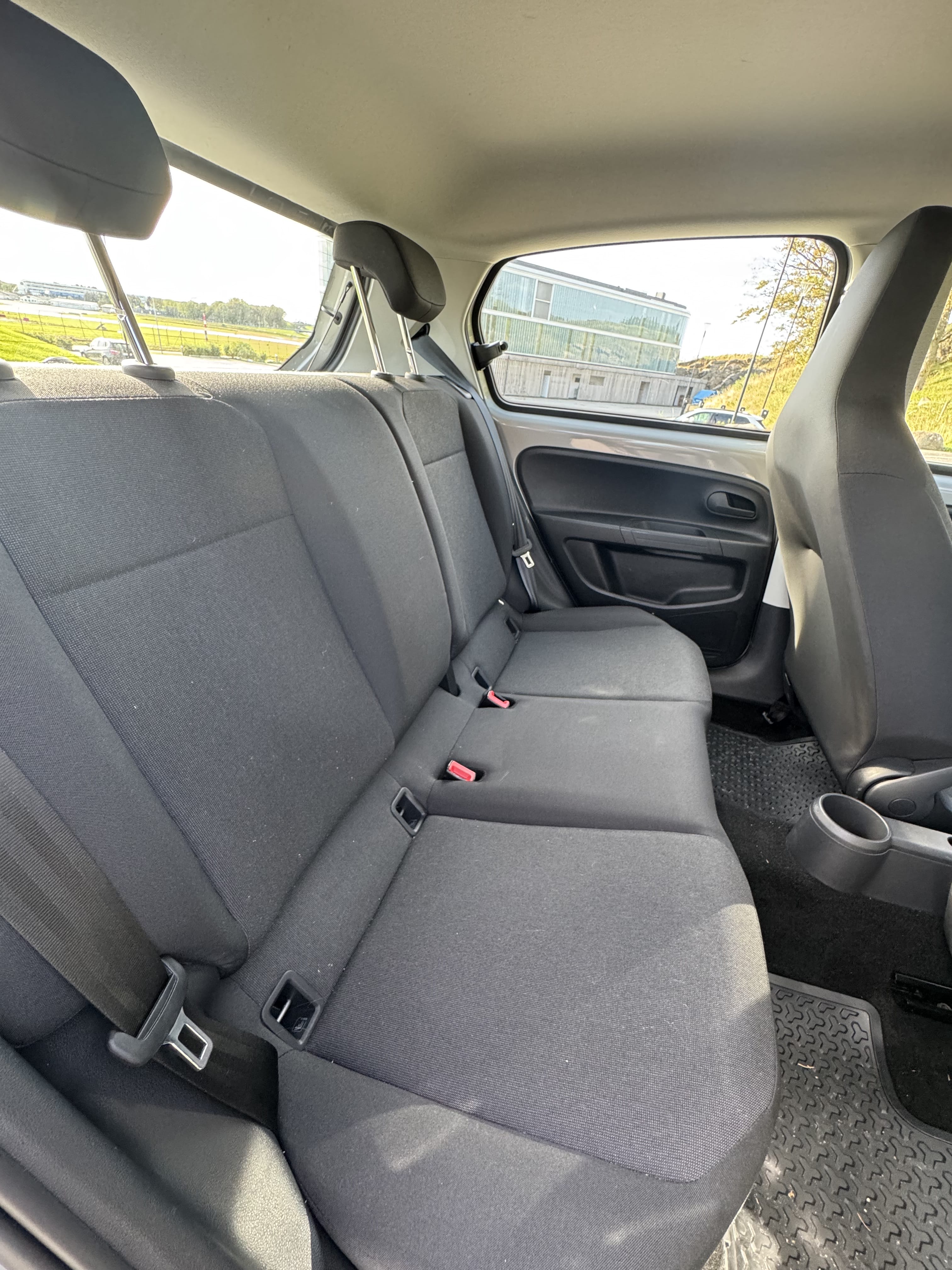 Volkswagen e-Up ! med Lydinngang
