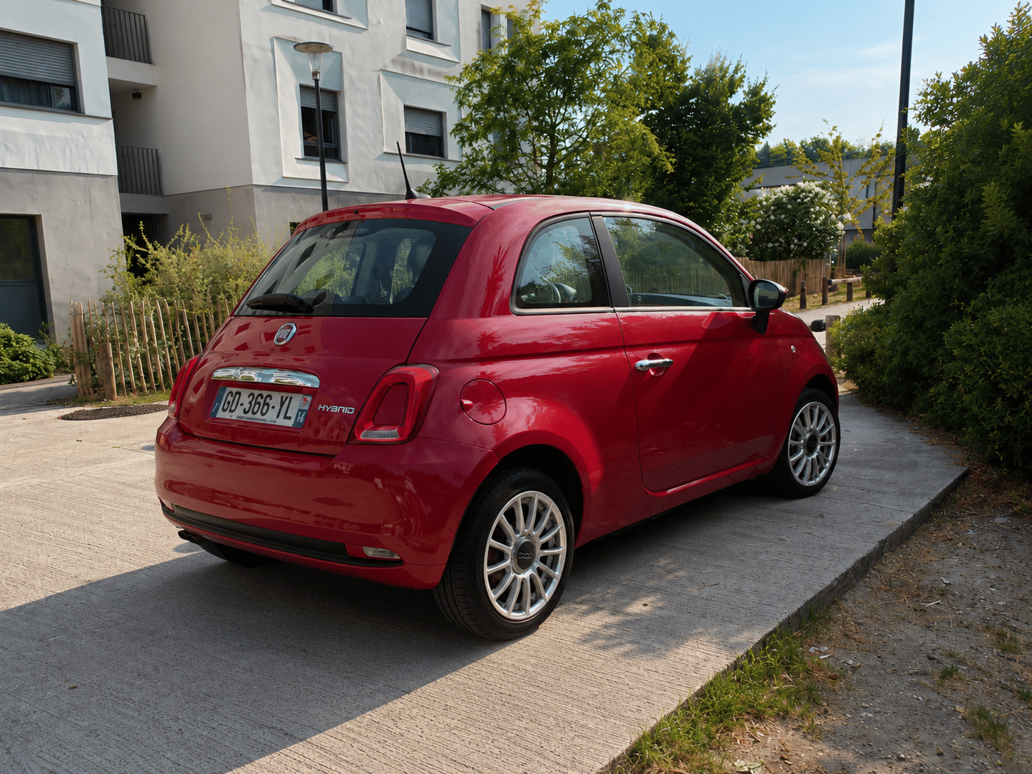 Fiat 500 Hybride, 2021, Essence 95 / Électrique (hybride)