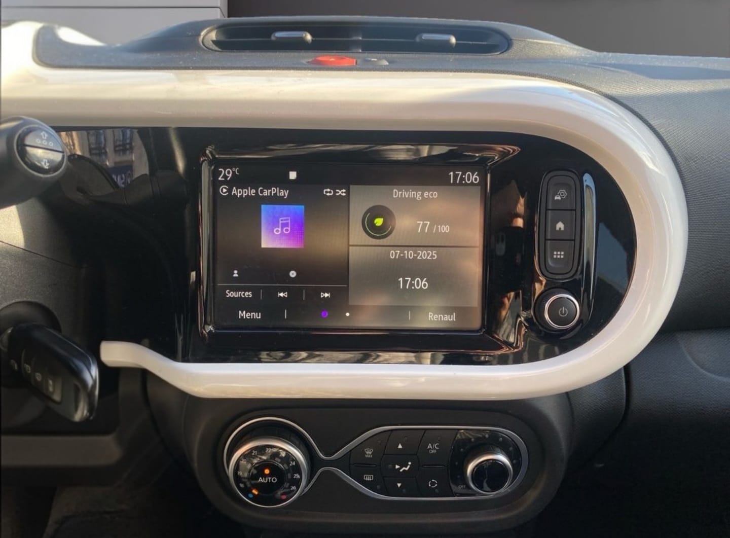 Renault Twingo III  5 chevaux fiscaux Bioéthanol BOITE AUTOMATIQUE avec Siège bébé