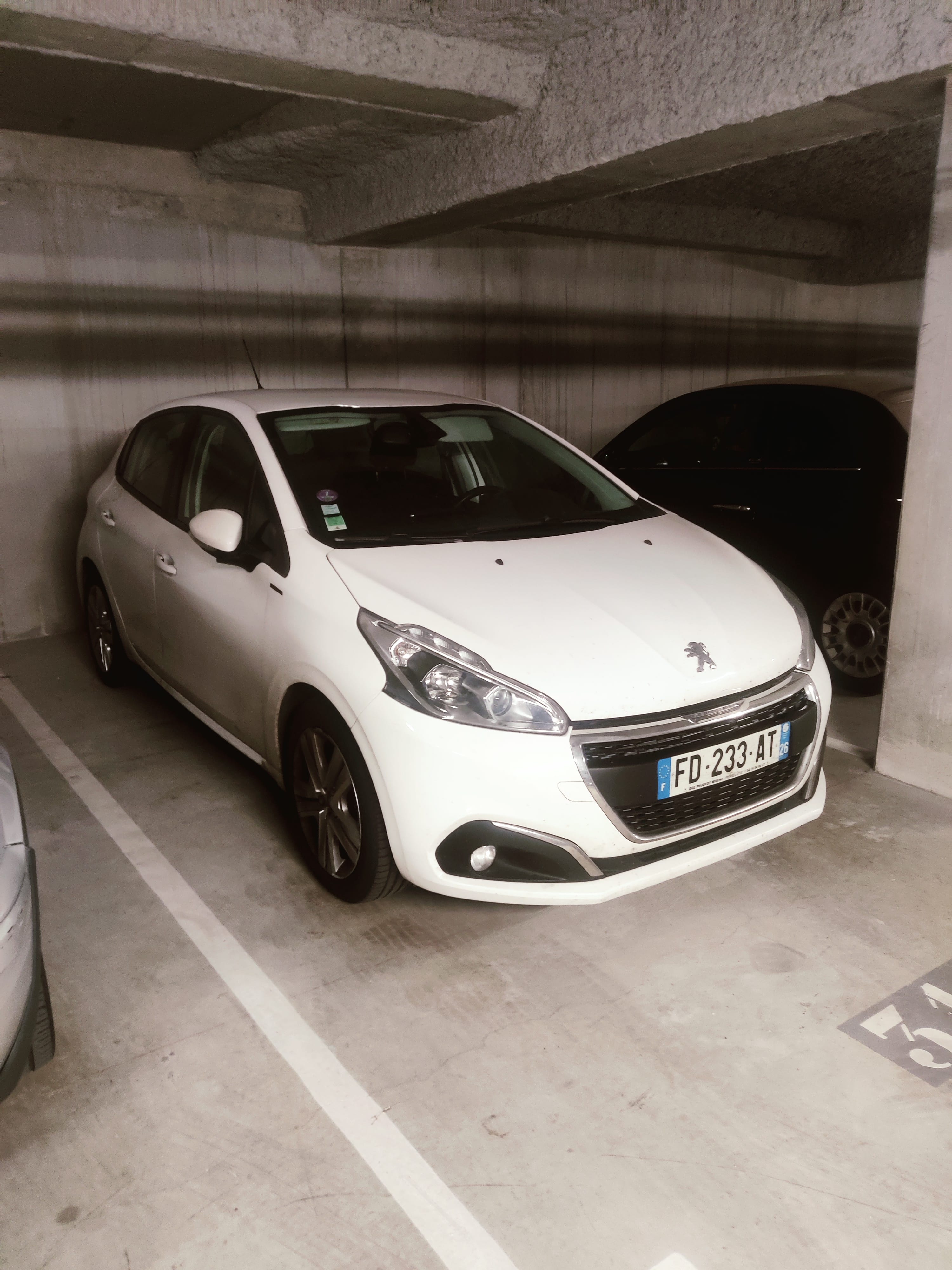 Peugeot 208, 2019, Essence 95