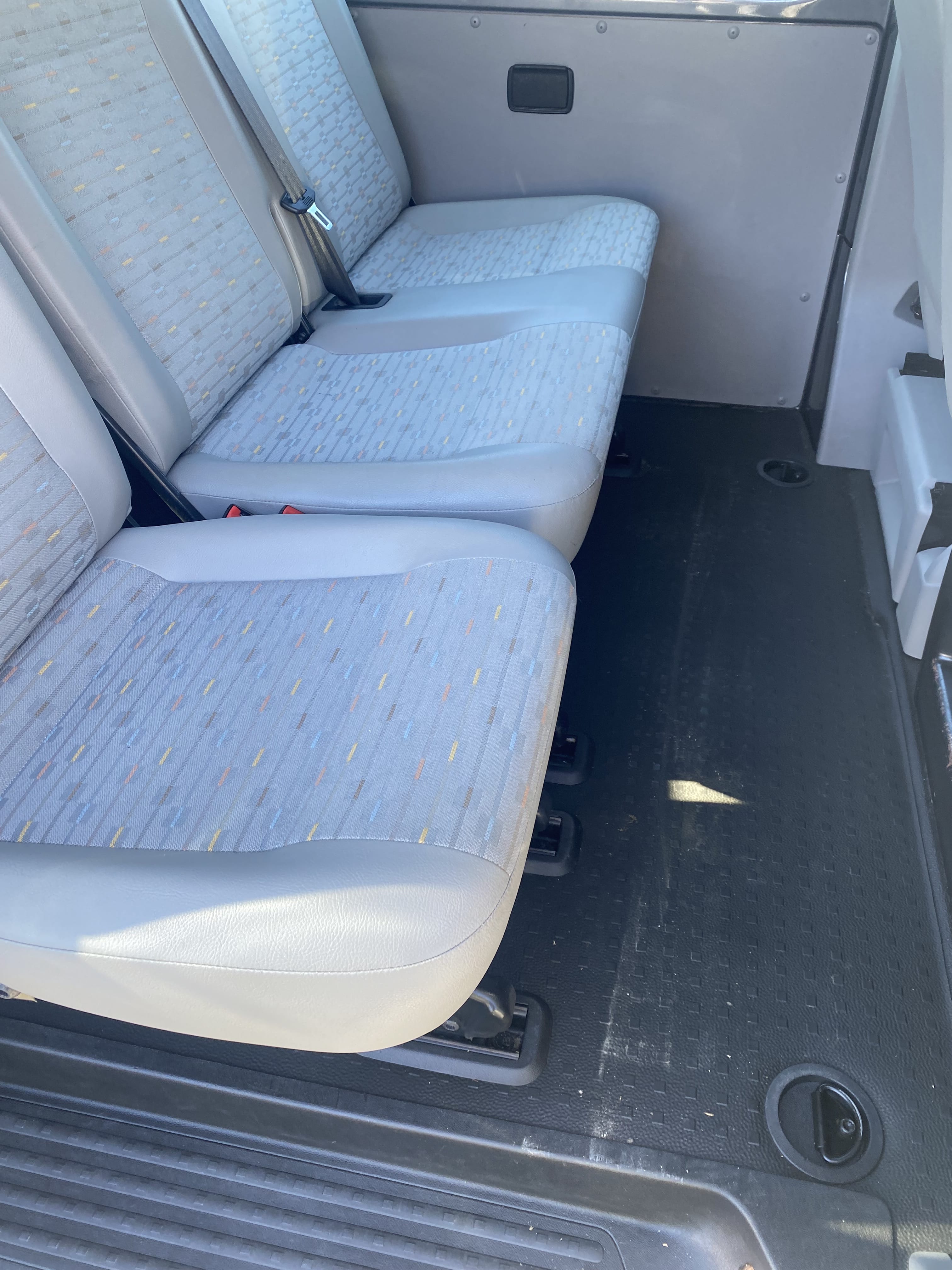 Volkswagen Caravelle mit Anhängerkupplung
